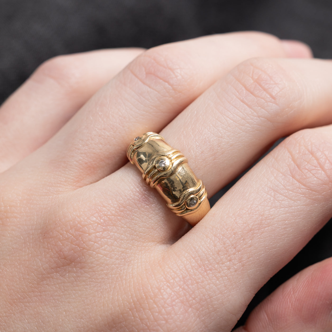 Bezel Set Diamond Grooved Dome Ring | SZ 7.25 |