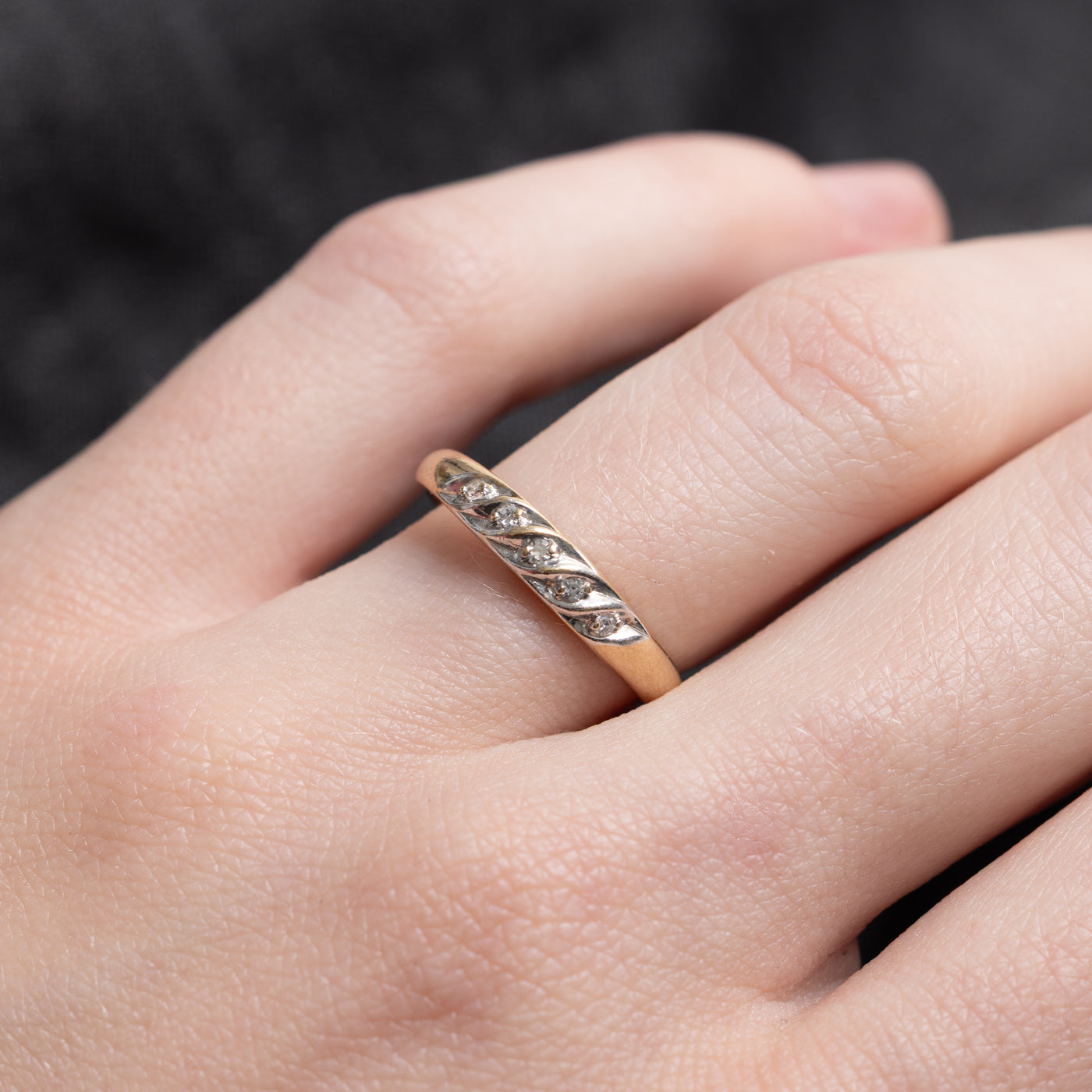 Canadian Five Stone Diamond Twisted Band | SZ 6.0 |