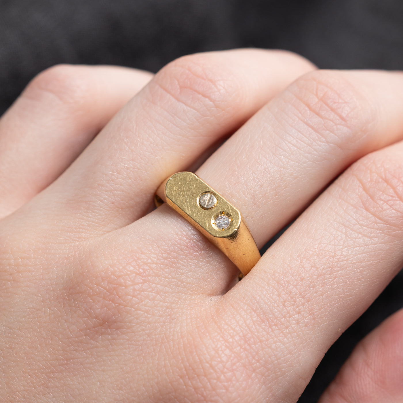 Star Set Diamond Signet Ring | SZ 10.5 |