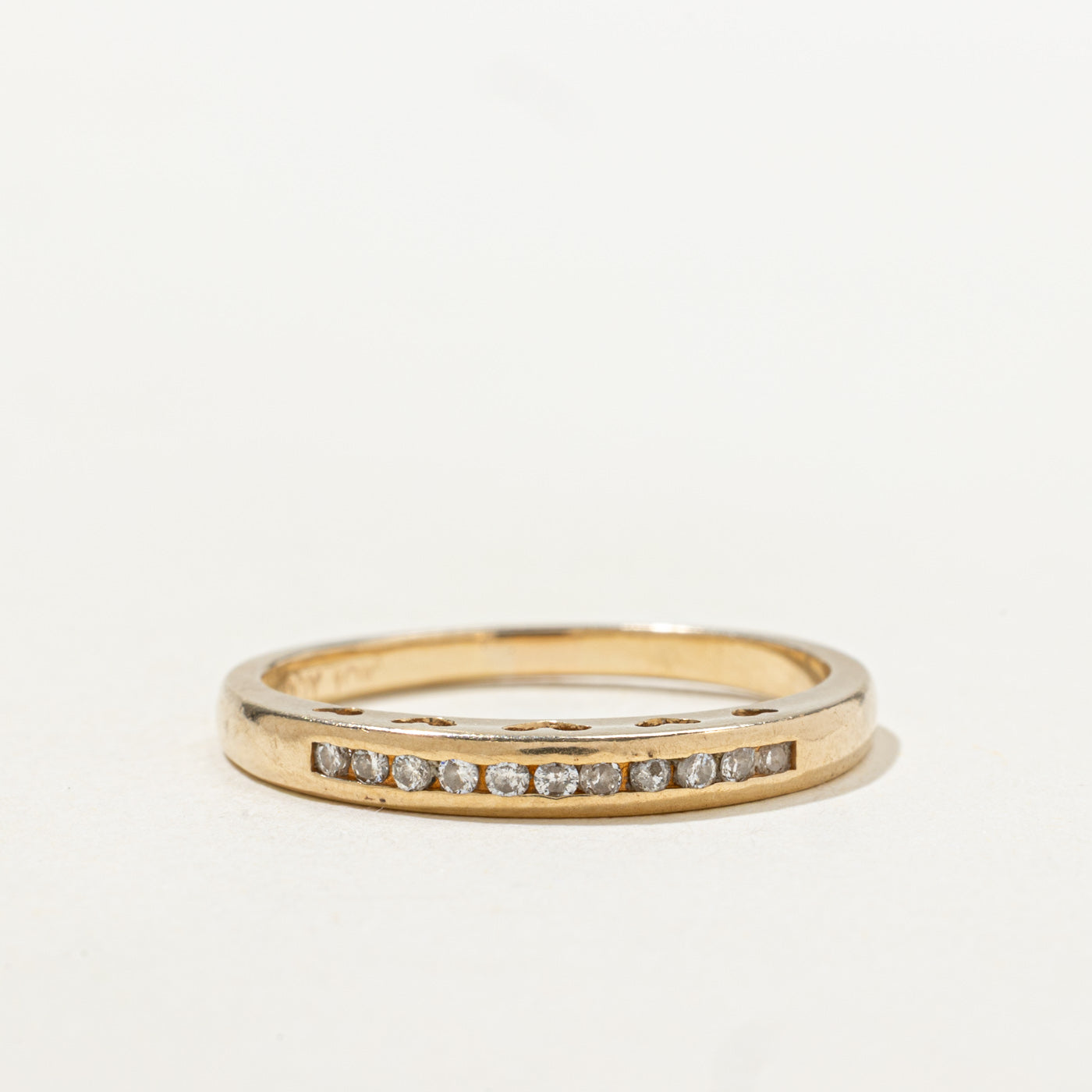 Channel Set Diamond Heart Cut Out Band | SZ 7.5 |