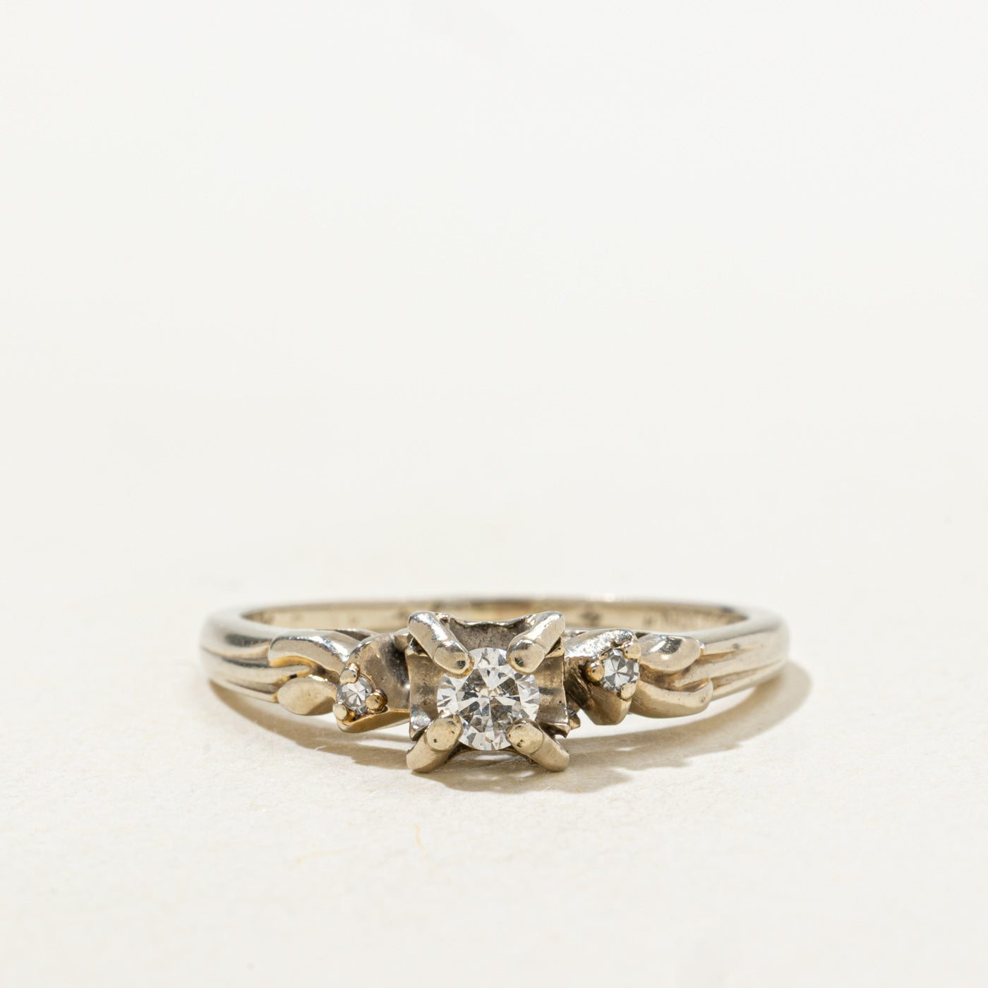 Illusion Set Diamond Accented Ring | SZ 6.25 |