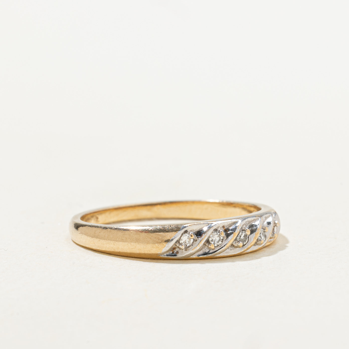 Canadian Five Stone Diamond Twisted Band | SZ 6.0 |