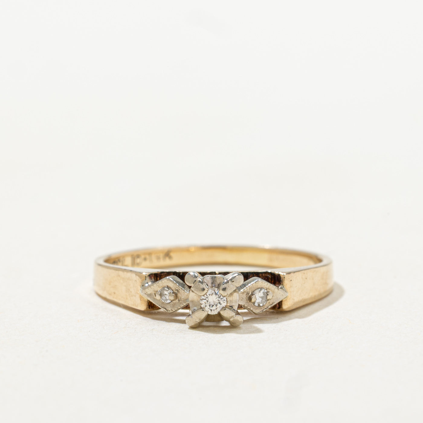 Three Stone Illusion Set Diamond Ring | SZ 6.0 |