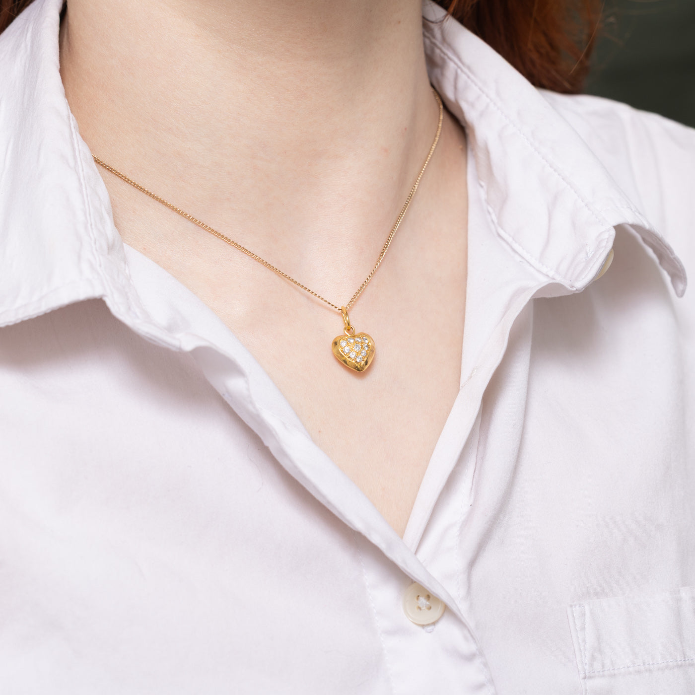 Breloque en forme de cœur Custer sertie de diamants