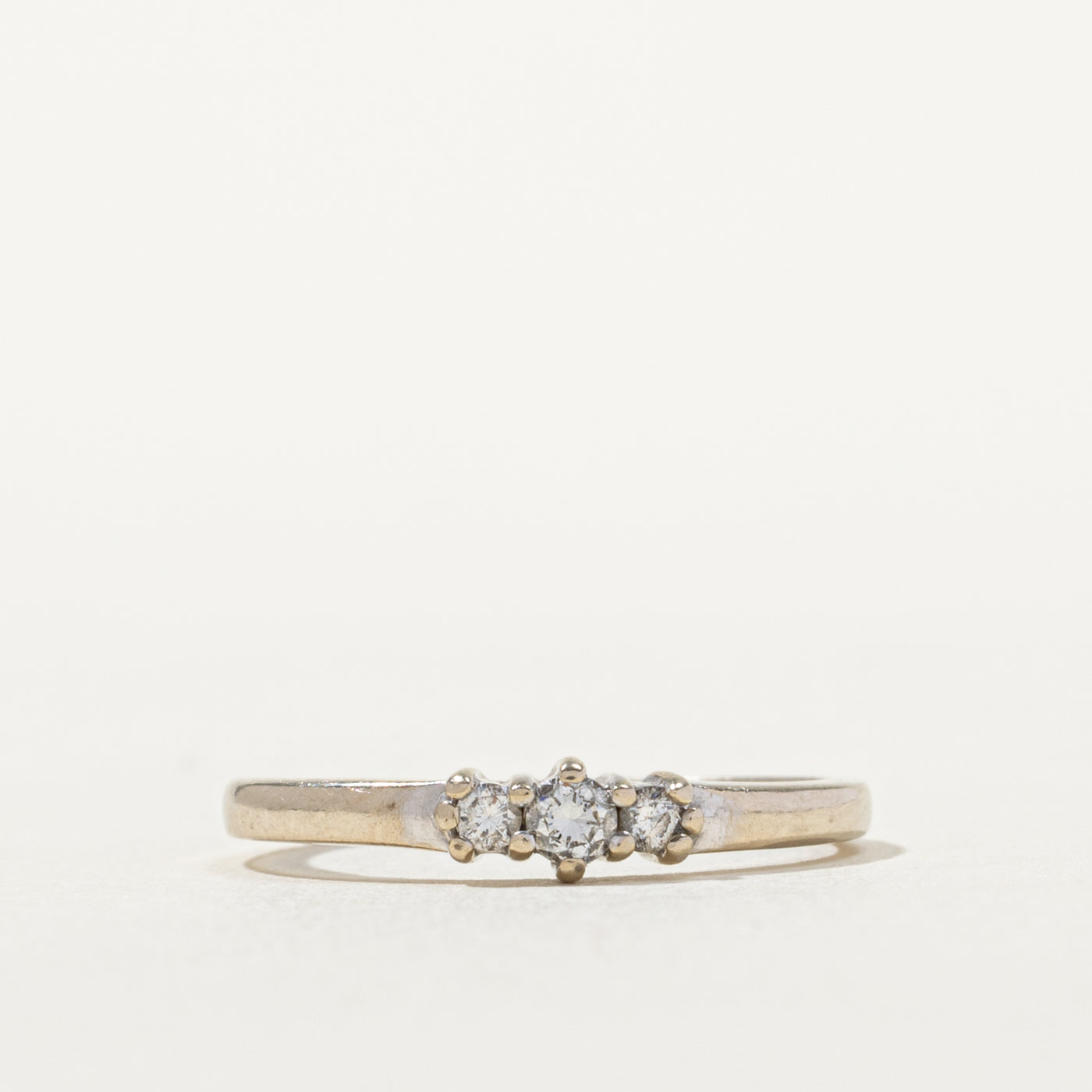 10k Three Stone Diamond Petite Ring | SZ 5.25