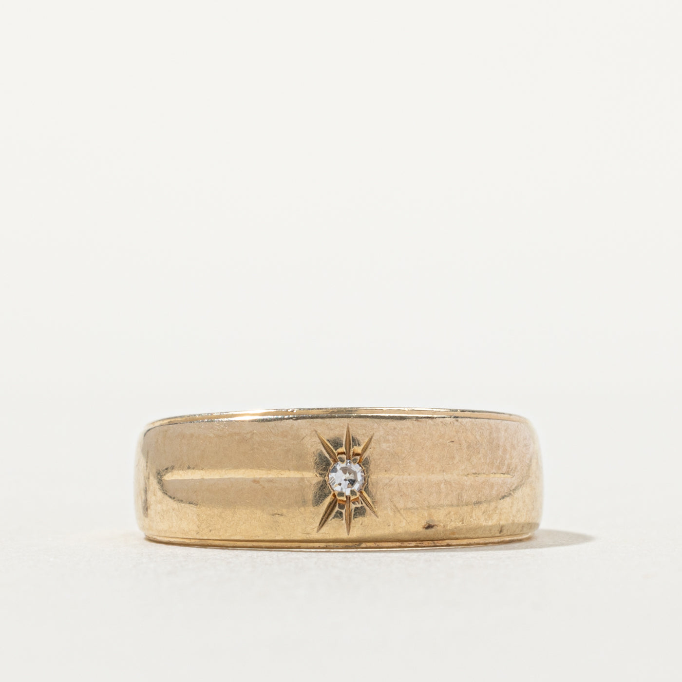 10k Star Set Single Diamond Band | SZ 6.75