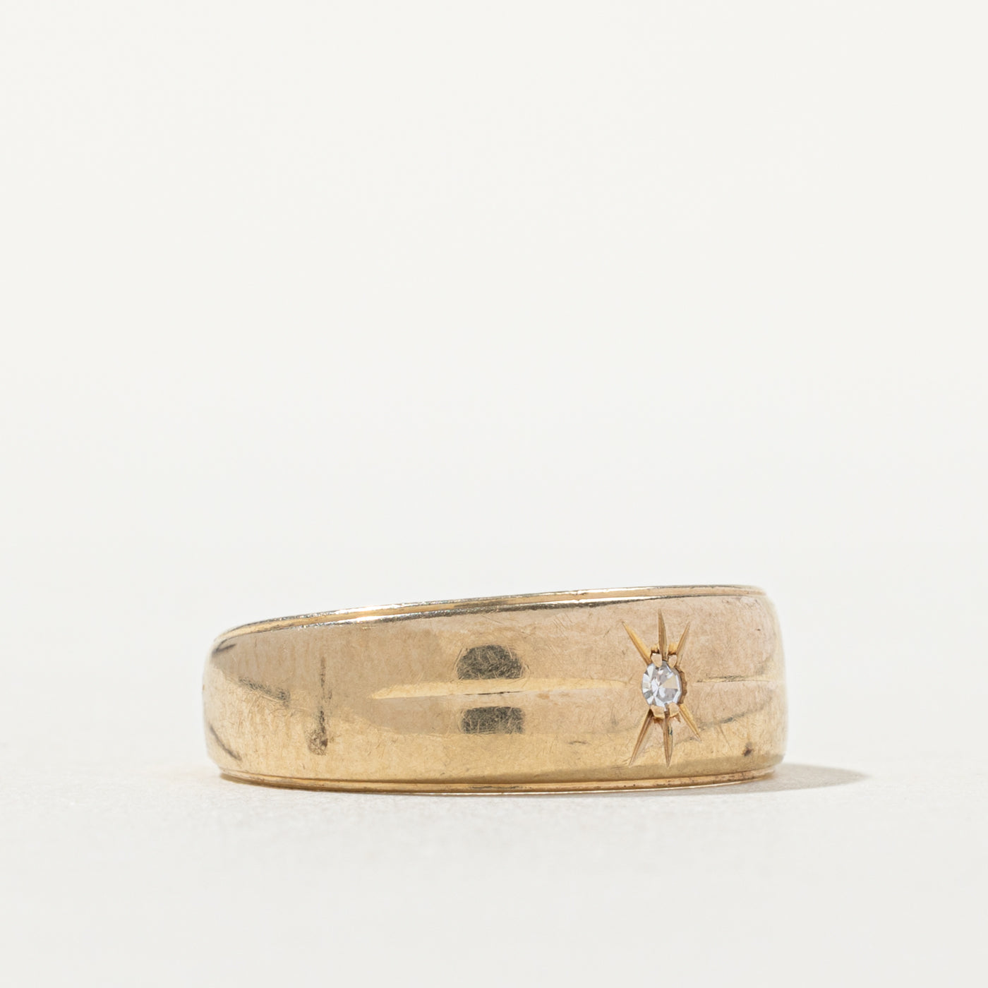 10k Star Set Single Diamond Band | SZ 6.75