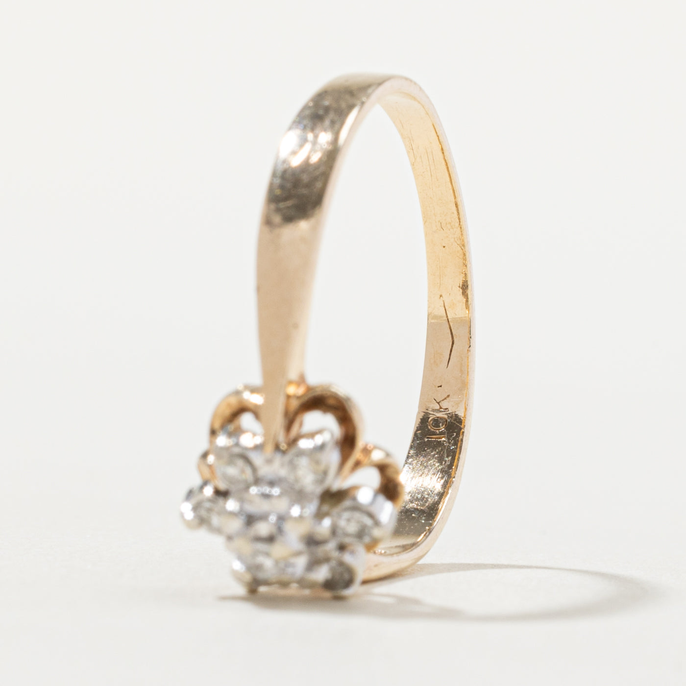 10k Diamond Floral Cluster Ring | SZ 6.75