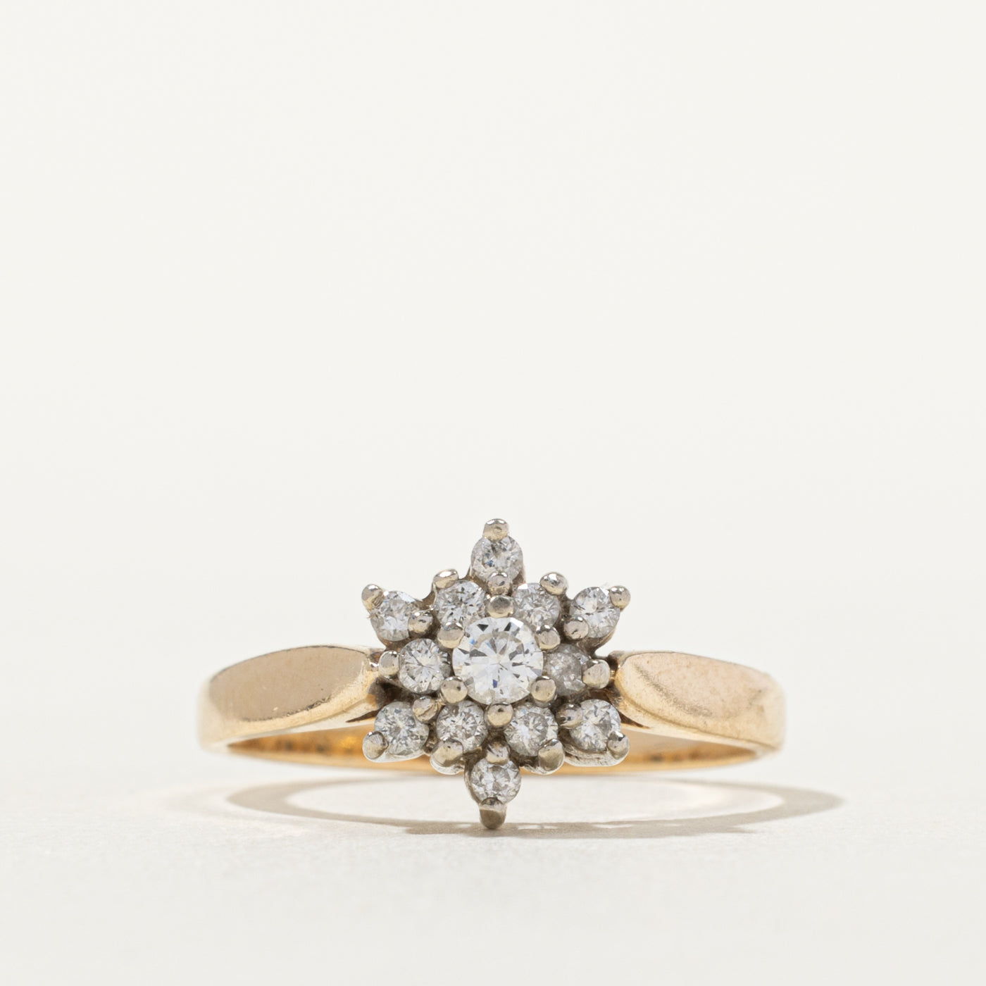 10k Diamond Snowflake Cluster Ring | SZ 6.25