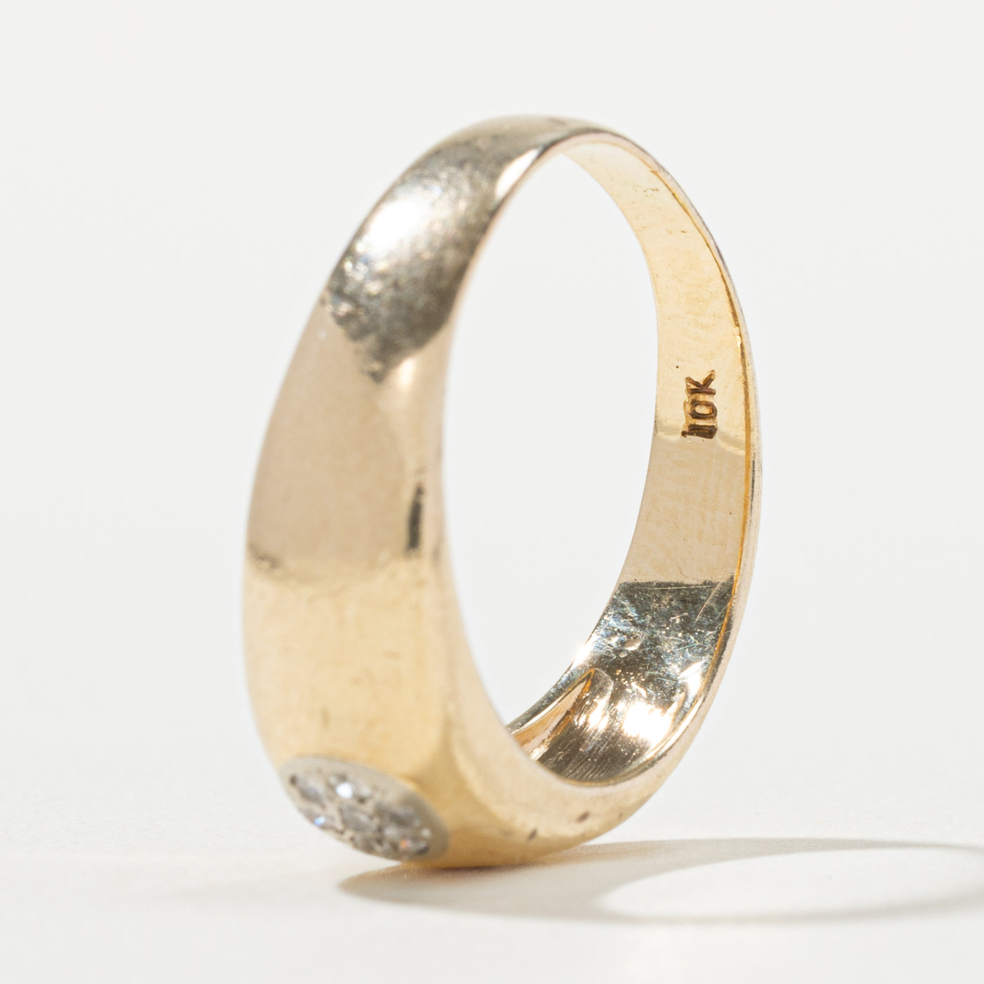10k Diamond Circle Cluster Dome Ring | SZ 7