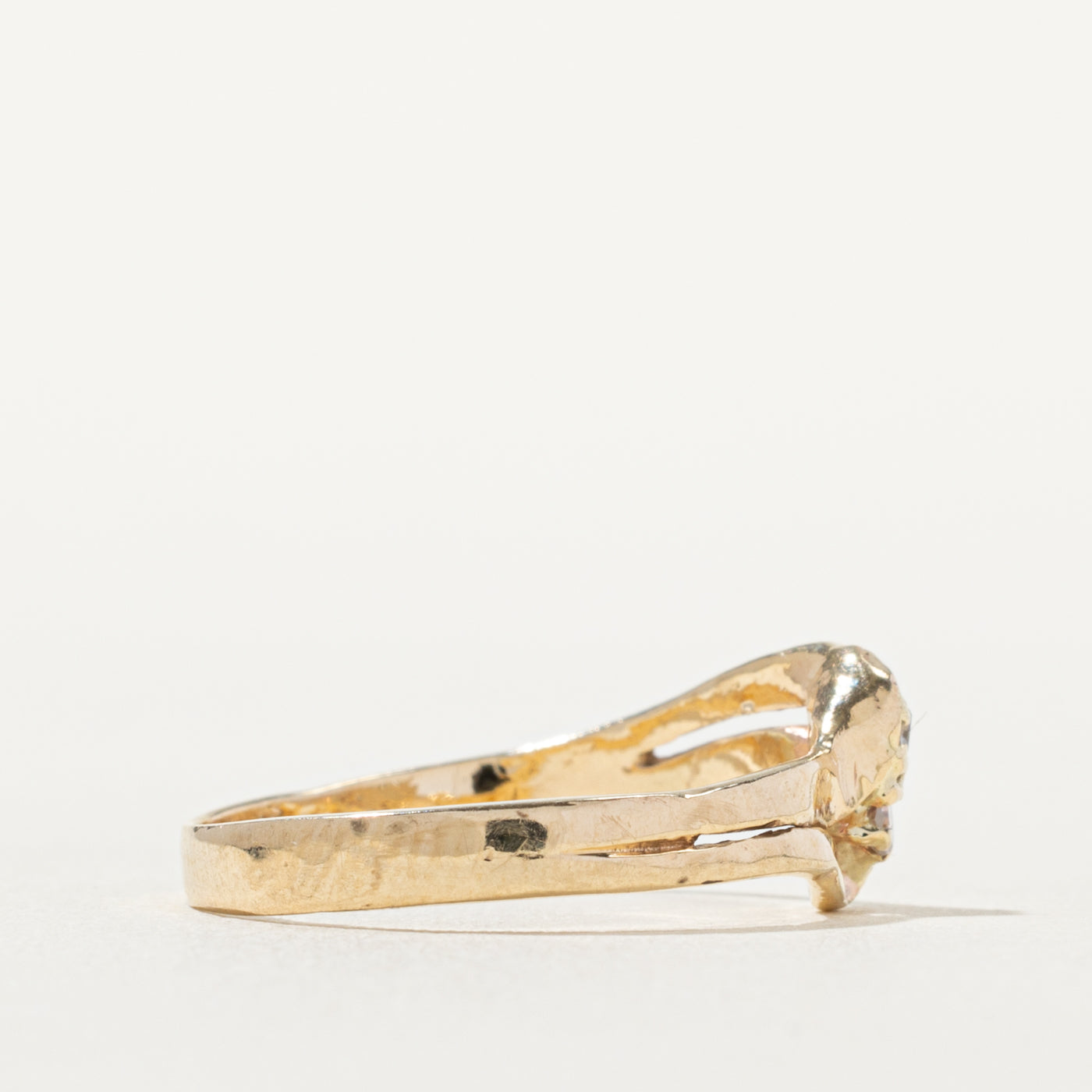 10k Two Stone Diamond Zigzag Ring | SZ 6.25