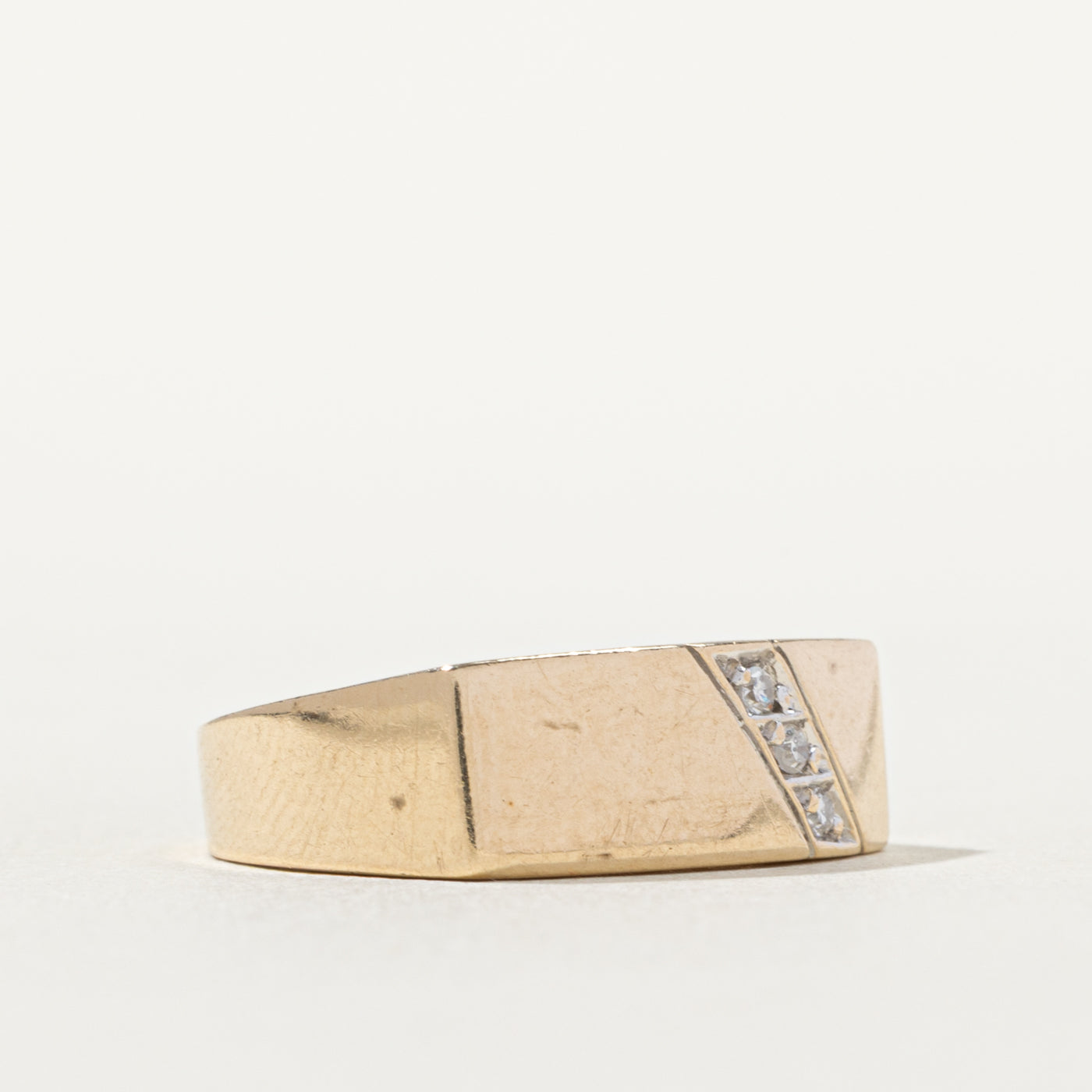 10k Three Stone Diagonal Set Diamond Soft Square Ring | SZ 5.25
