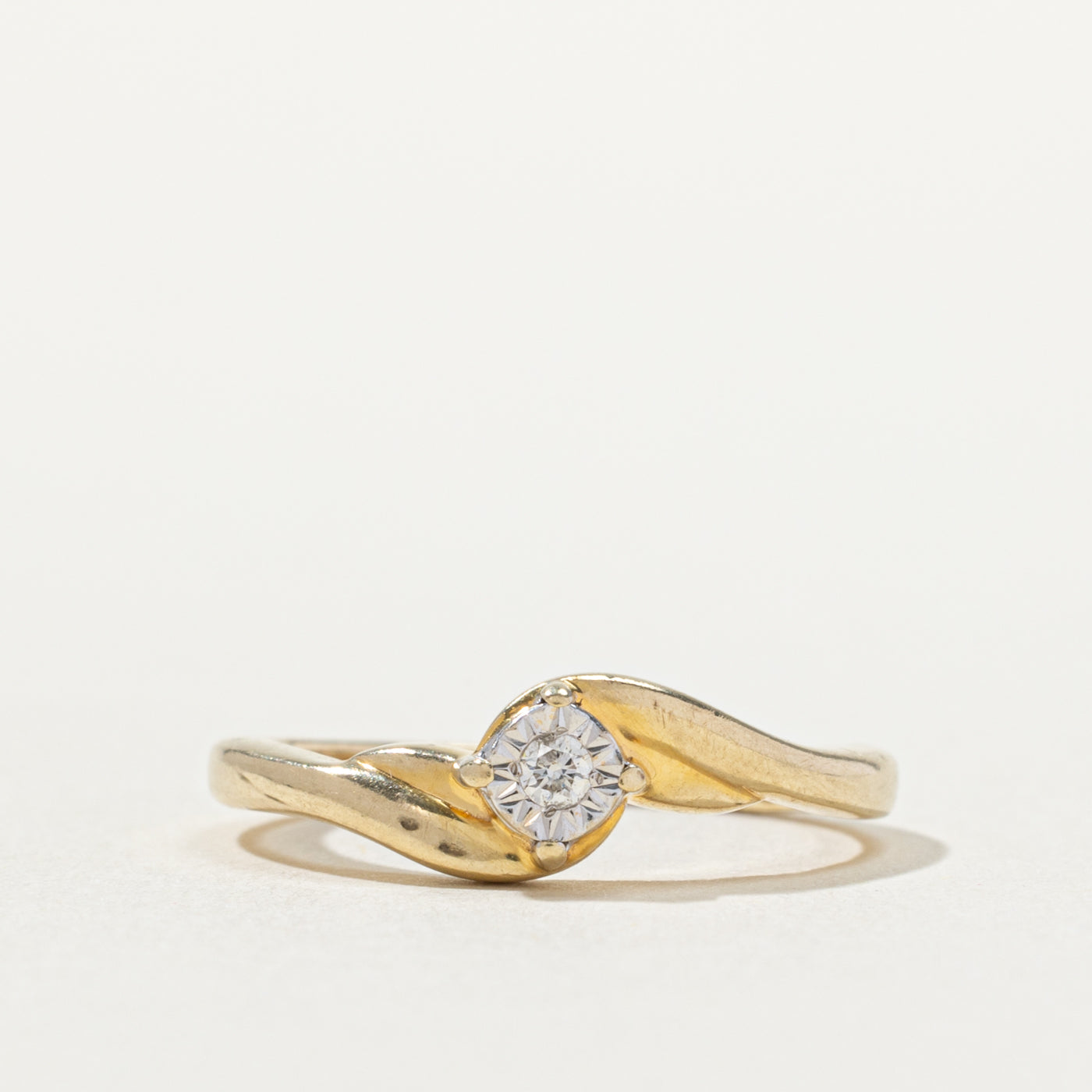 10k Illusion Set Diamond Bypass Ring | SZ 4.25