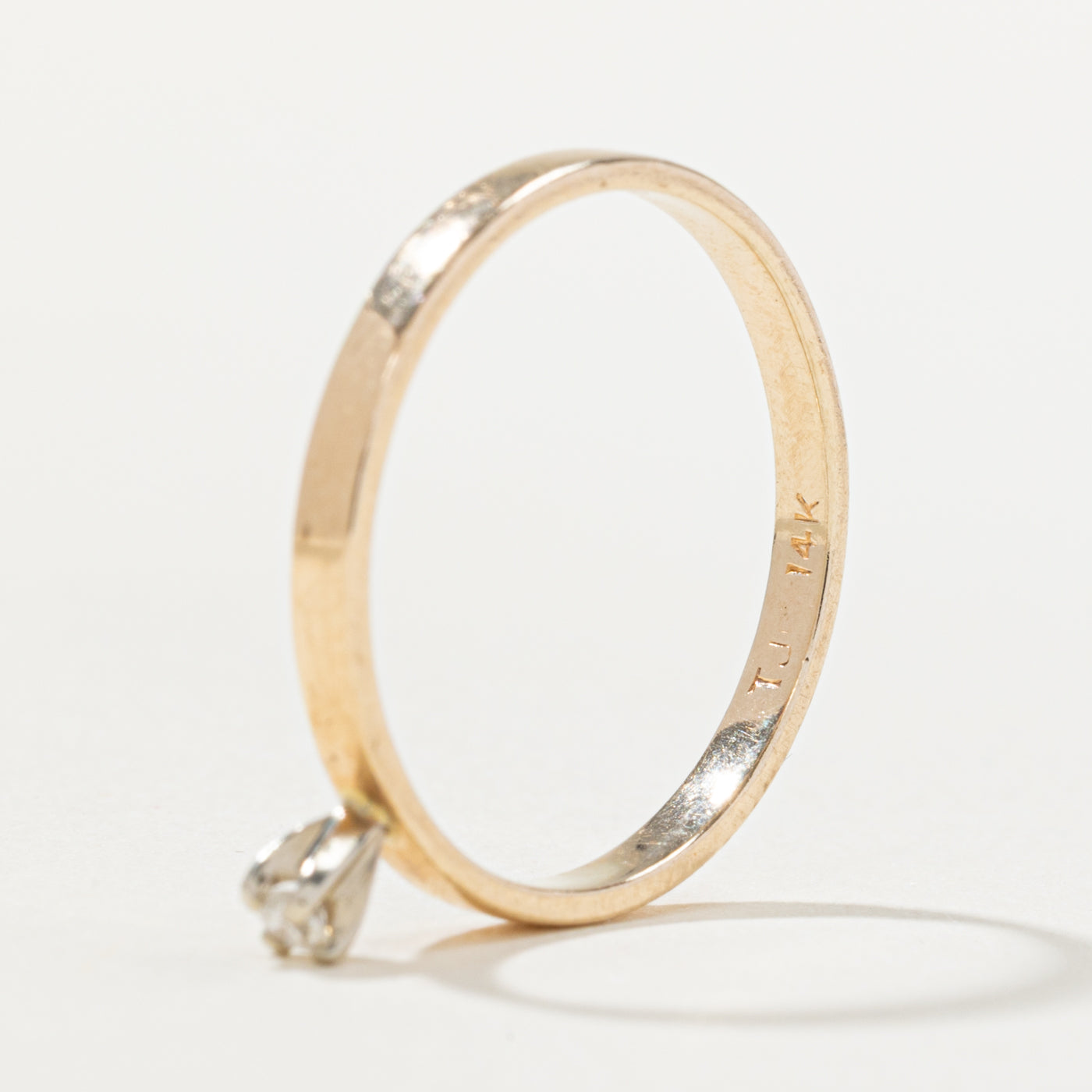 14k High Set Diamond Petite Ring | SZ 5.5