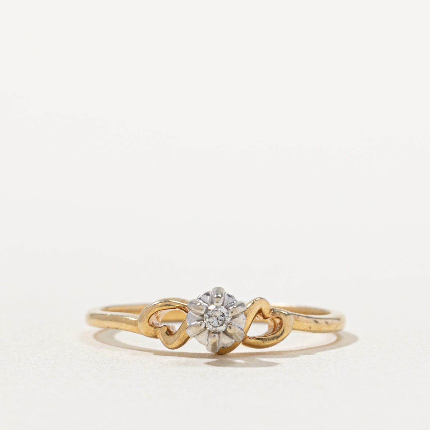 14k Illusion Set Diamond Heart Accented Ring | SZ 6.5
