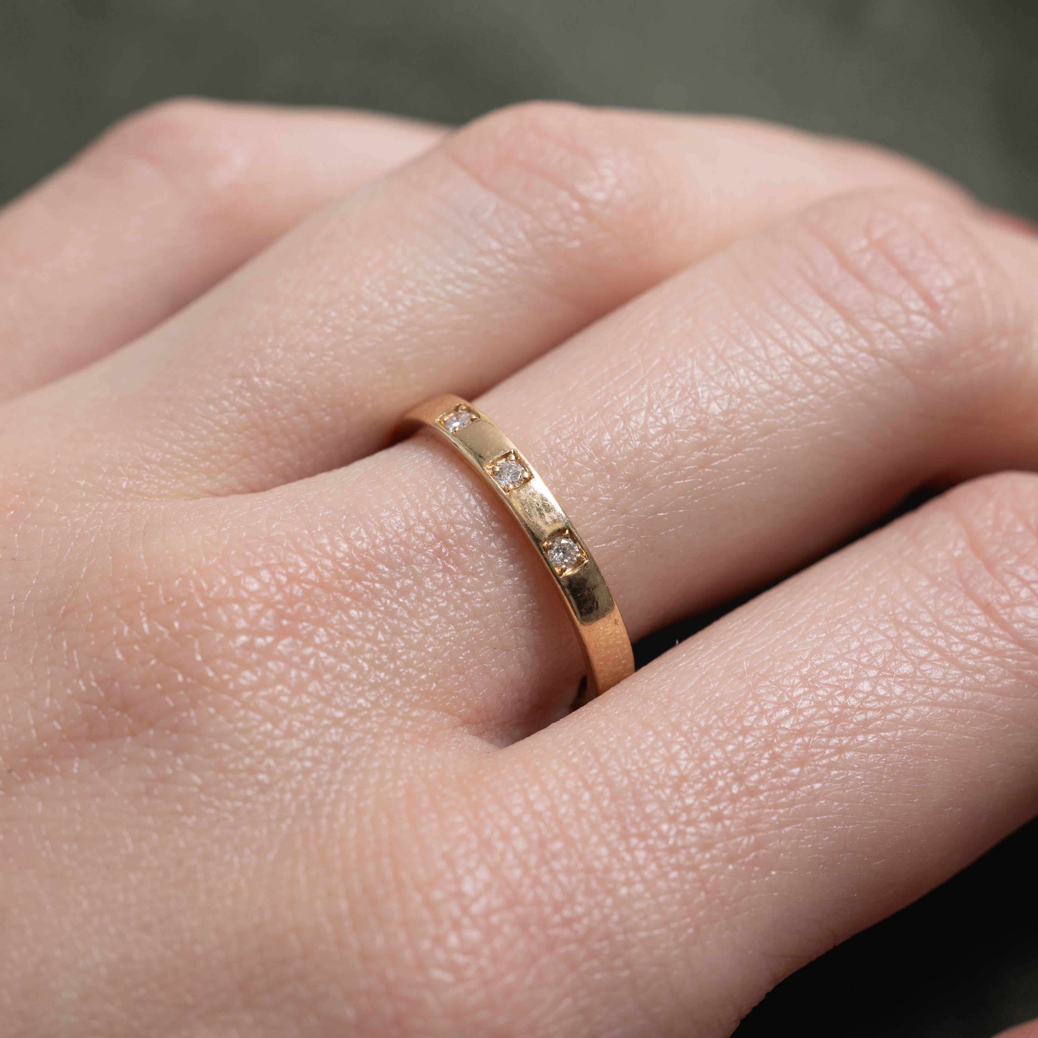 'Mejuri' Diamonds Band | 2.7mm | SZ 7.0