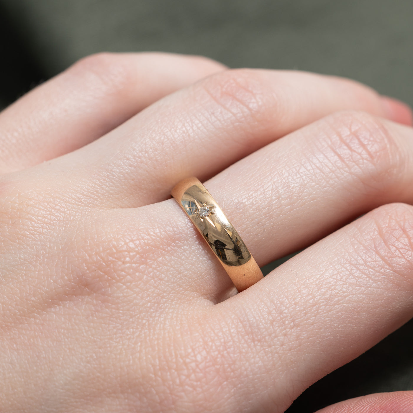 Single Star Set Diamond Band | SZ 9.5