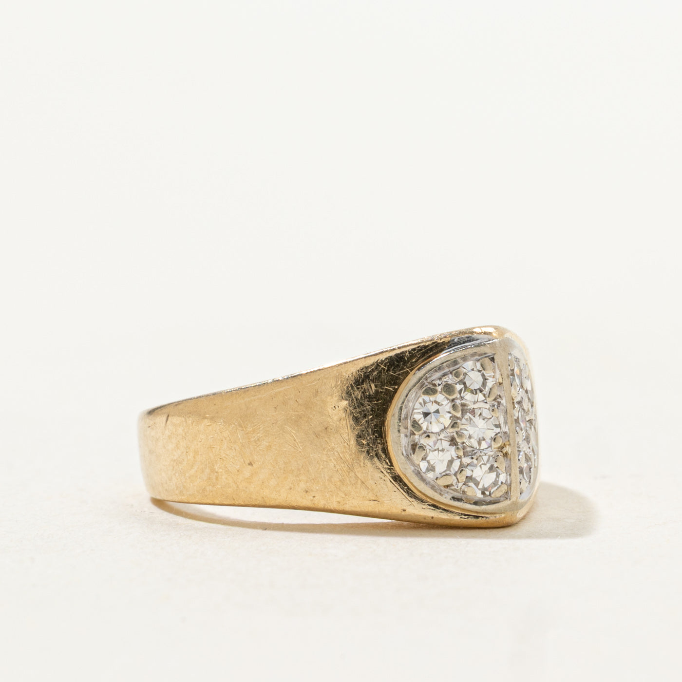 Illusion Set Diamond Pointed Ring | SZ 2.25
