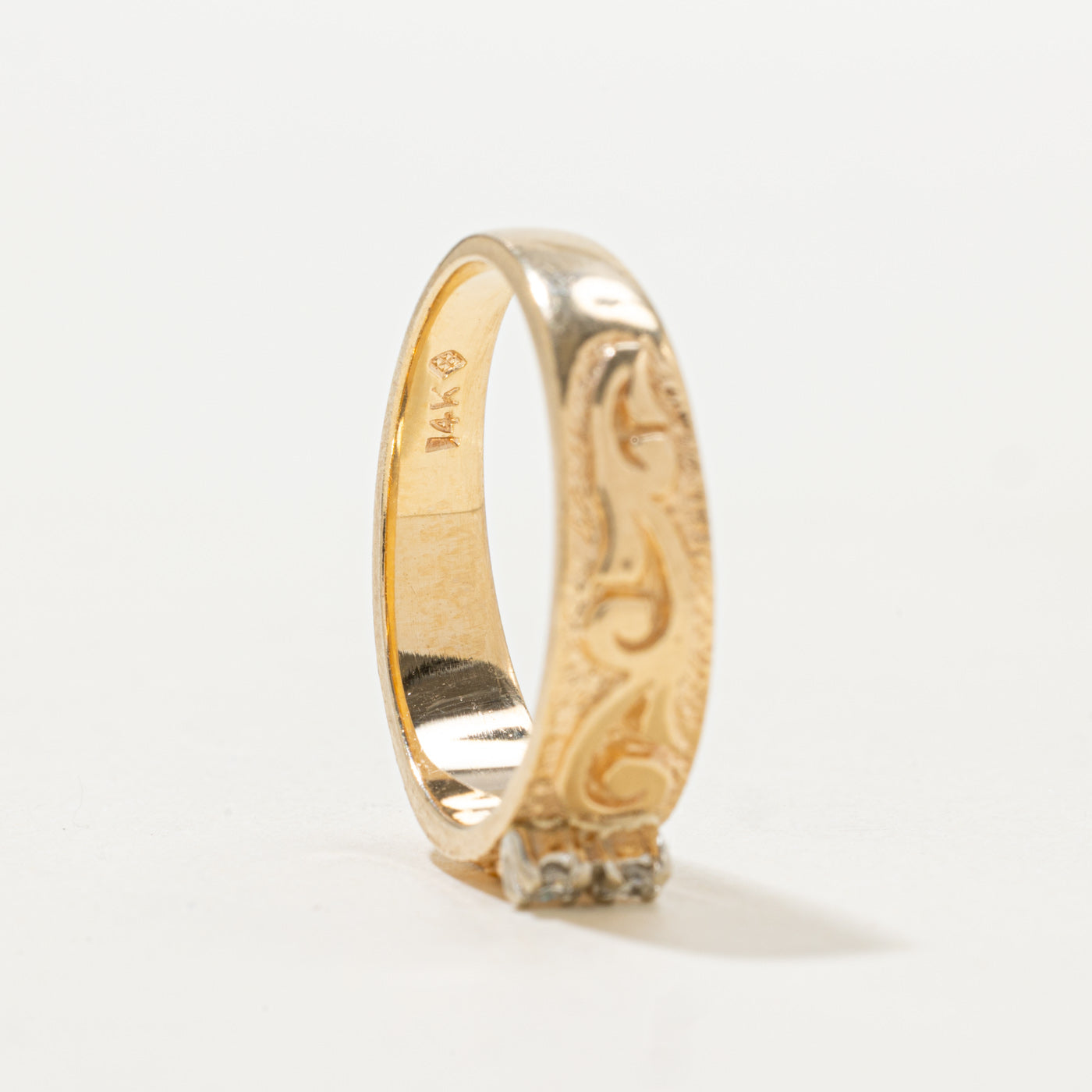 14k Diamond Scrollwork Embossed Band | SZ 6.5