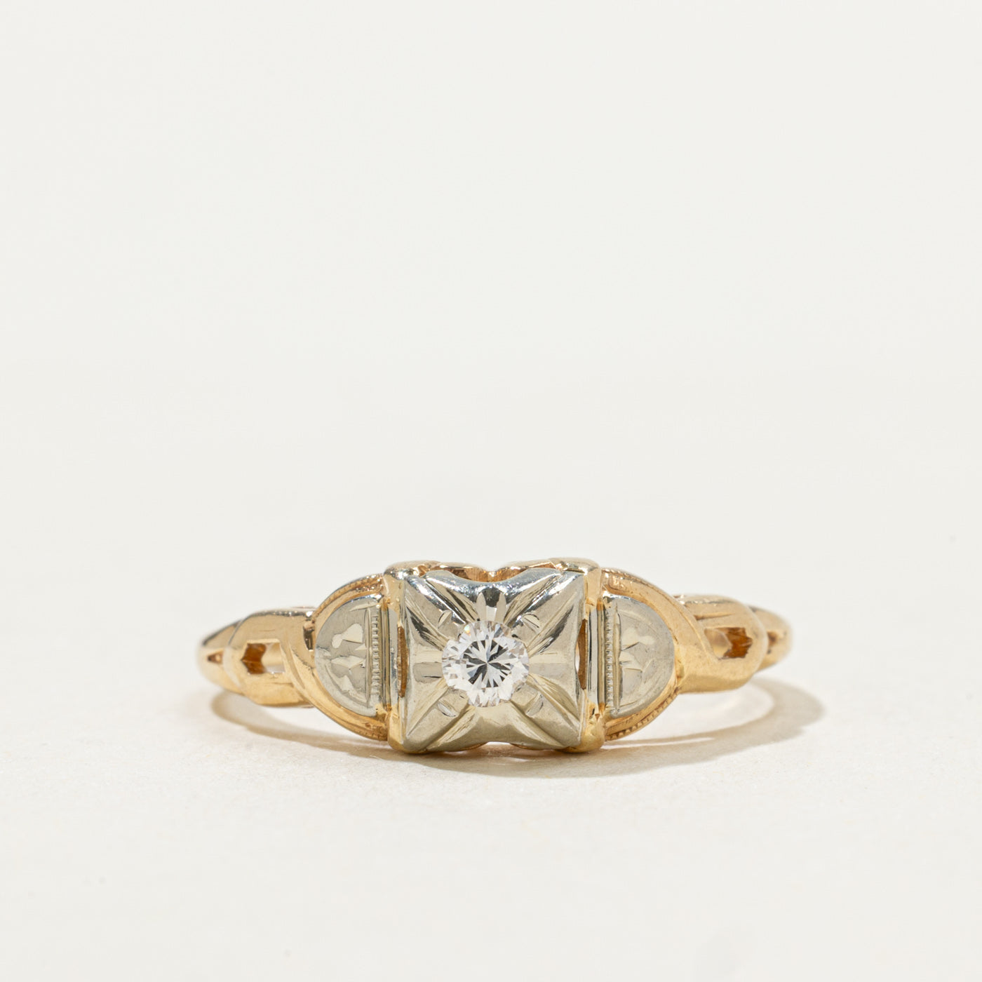 Bague rétro sertie de diamants illusion | Taille 4,75