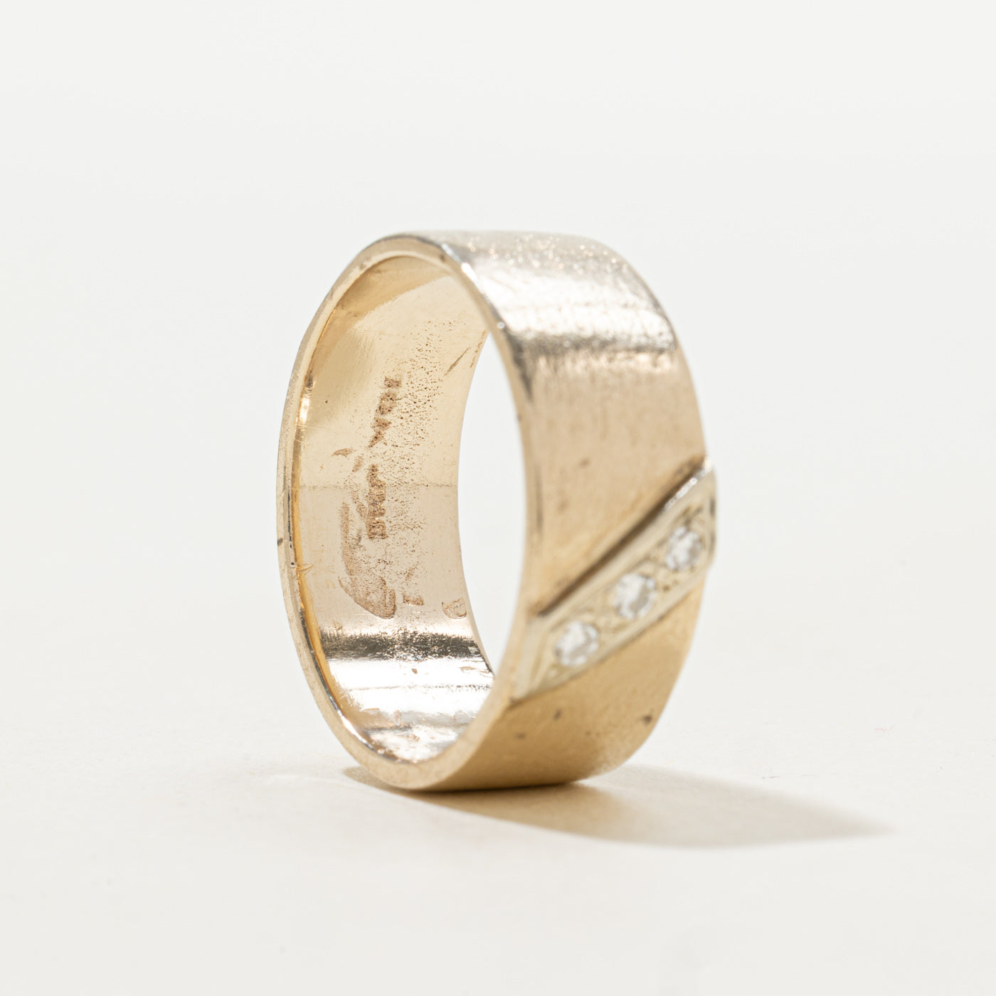 Bague texturée sertie de diamants | Taille 8,5