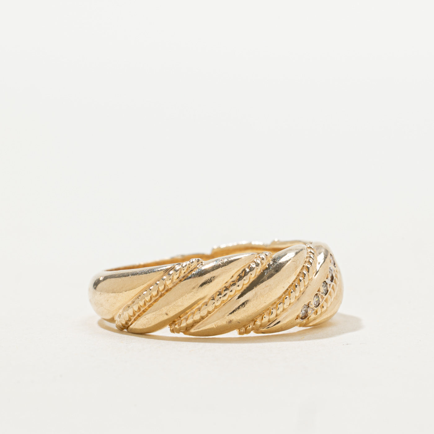 Diamond Rope Textured Twisted Band | SZ 9.5