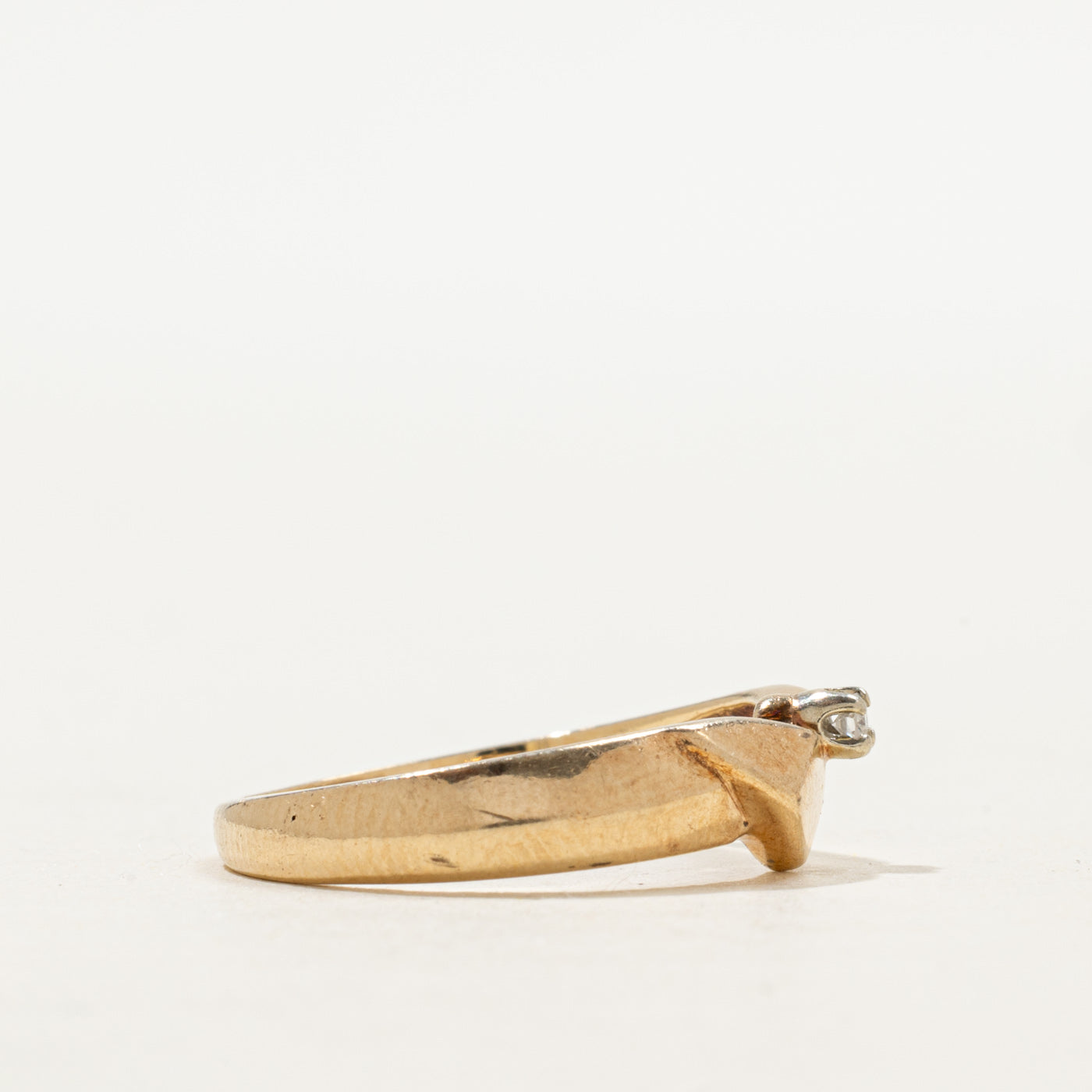 Bague géométrique avec un seul diamant | Taille 6,75