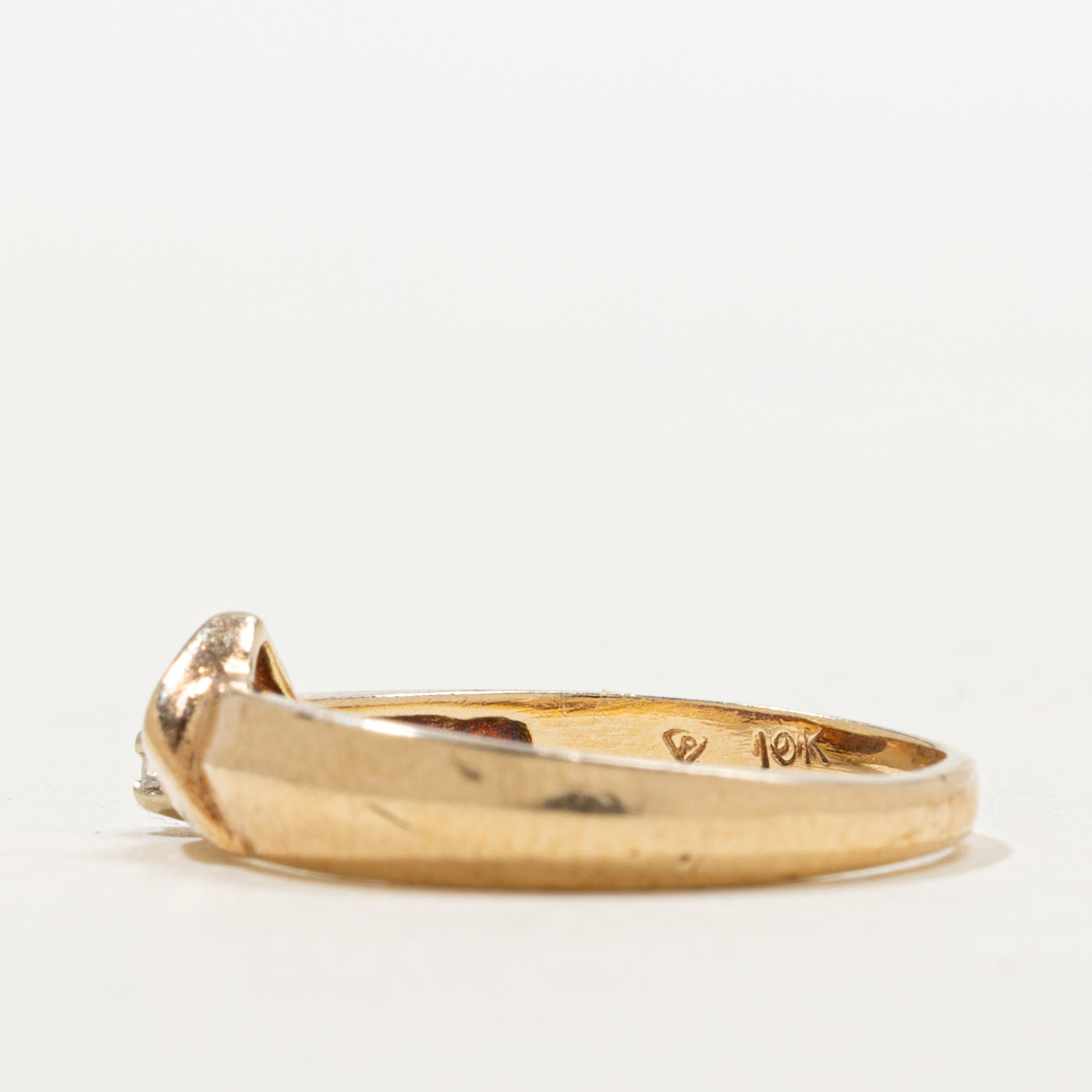 Bague géométrique avec un seul diamant | Taille 6,75