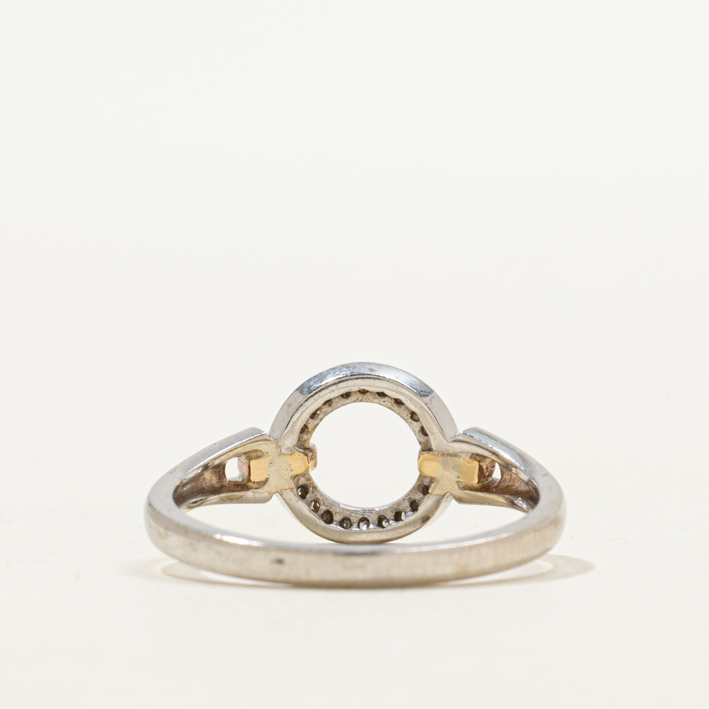 Diamond Cirlce Buckle Ring | SZ 6.25