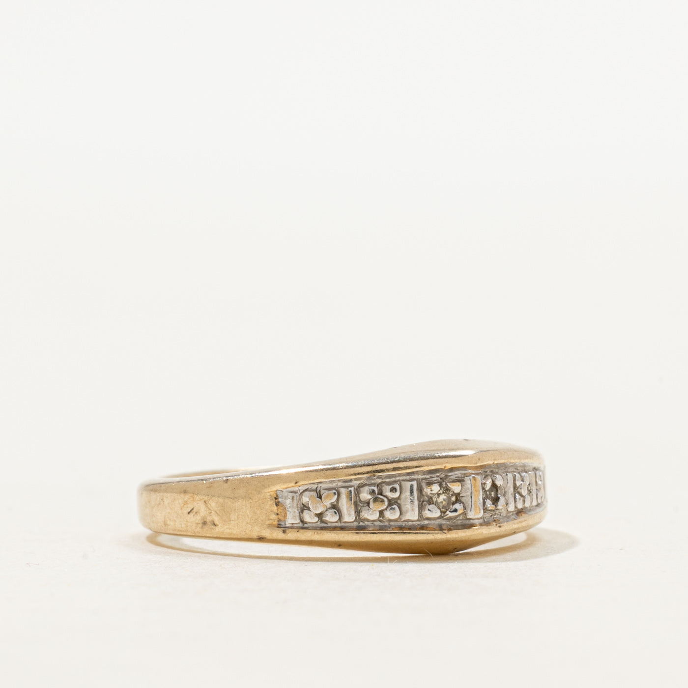 Six Stone Diamond Tapered Band | SZ 6.75