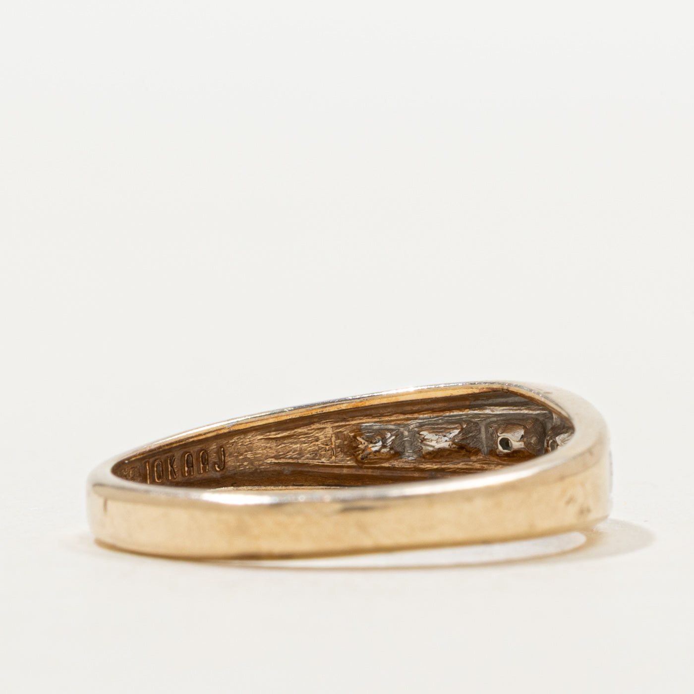Six Stone Diamond Tapered Band | SZ 6.75