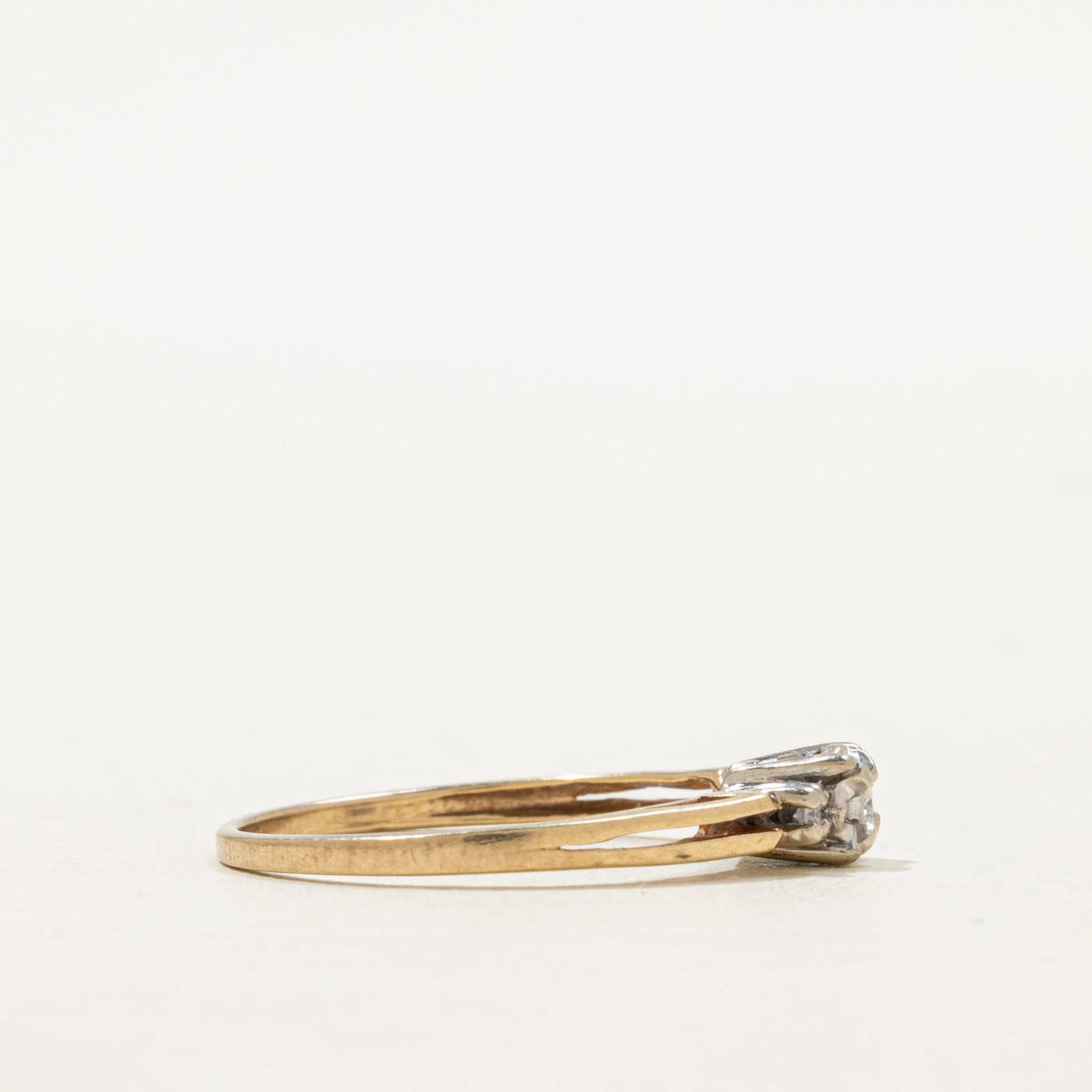 Illusion Set Diamond Split Shank Ring | SZ 6.5