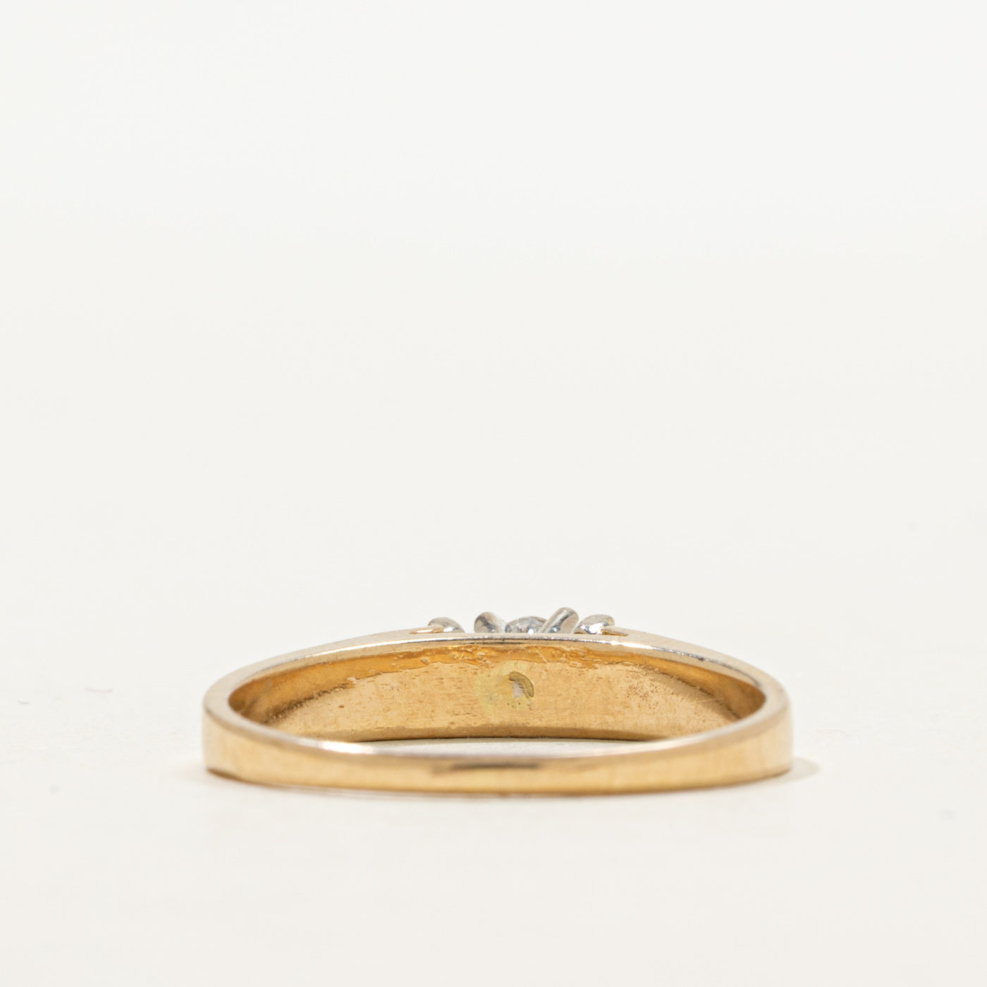 14k Yellow Gold Diamond Accented Ring | SZ 6.75