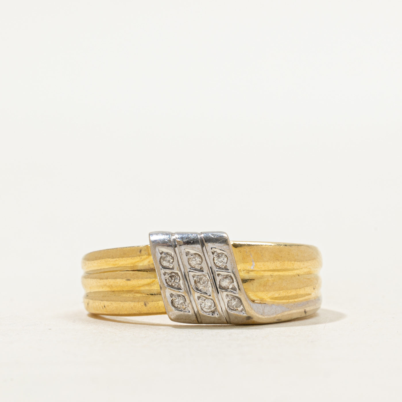 18k Two Tone Gold Diamond Grid Grooved Band | SZ 8.25