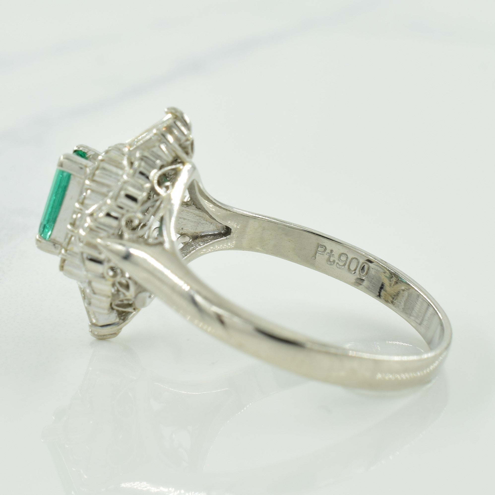 Diamond & Emerald Platinum Ring | 0.46ctw, 0.33ct | SZ 6.75 |