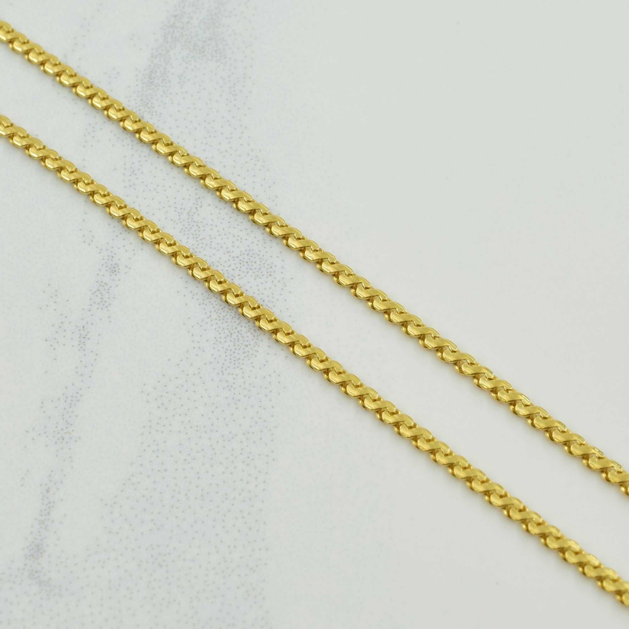 18k Yellow Gold Italian Hallmark Serpentine Chain | 23.5