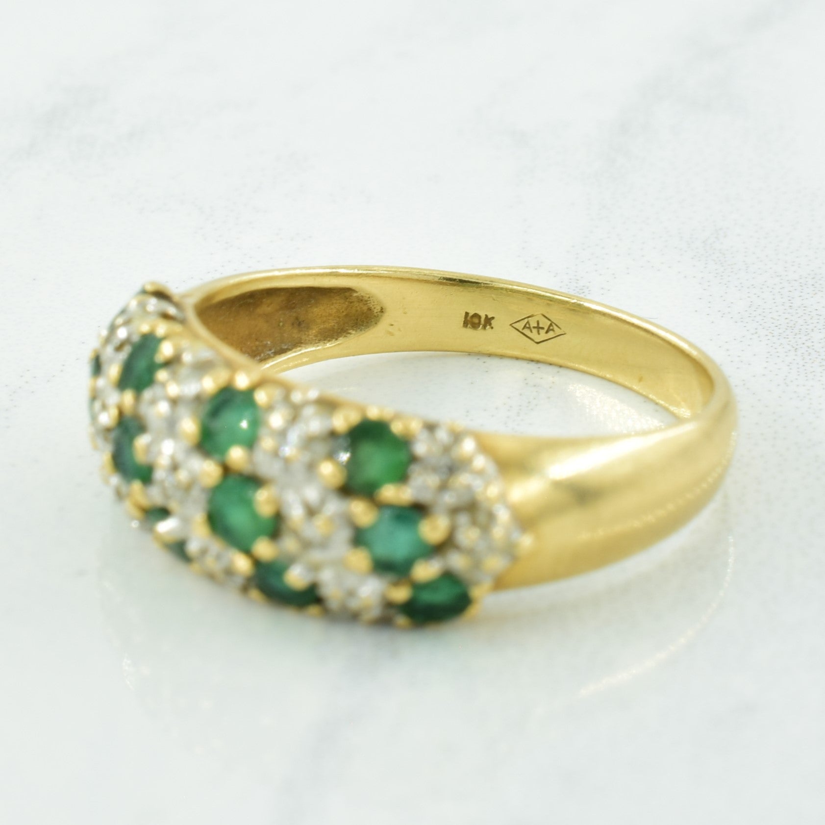 Emerald & Diamond Ring | 0.60ctw, 0.06ctw | SZ 8 |