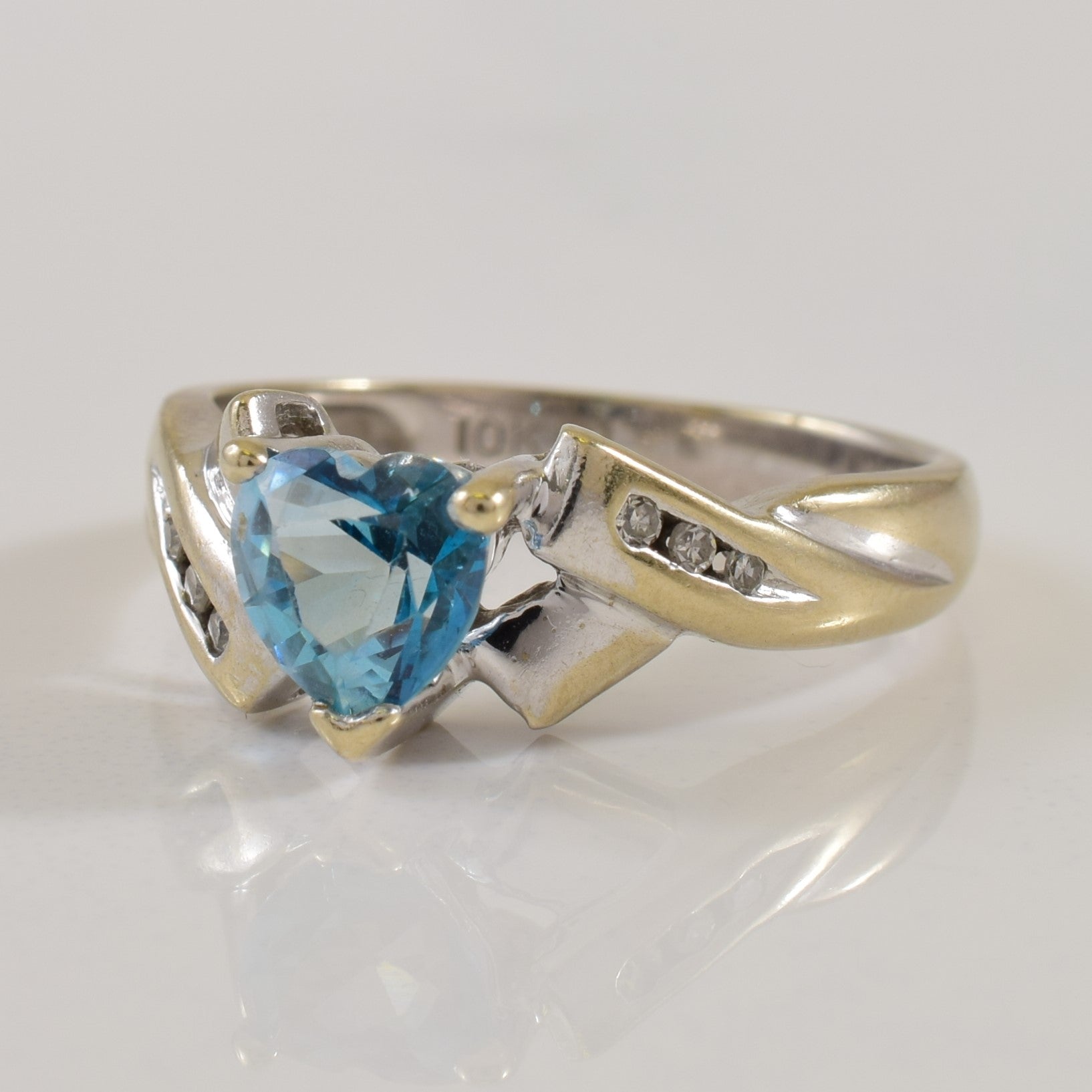 Topaz & Diamond Ring | 1.00ct, 0.04ctw | SZ 6.5 |