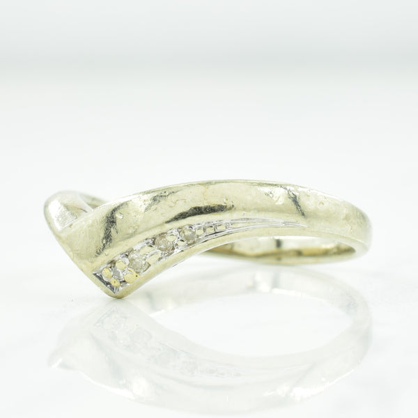 Chevron Diamond Ring | 0.02ctw | SZ 6.25 |
