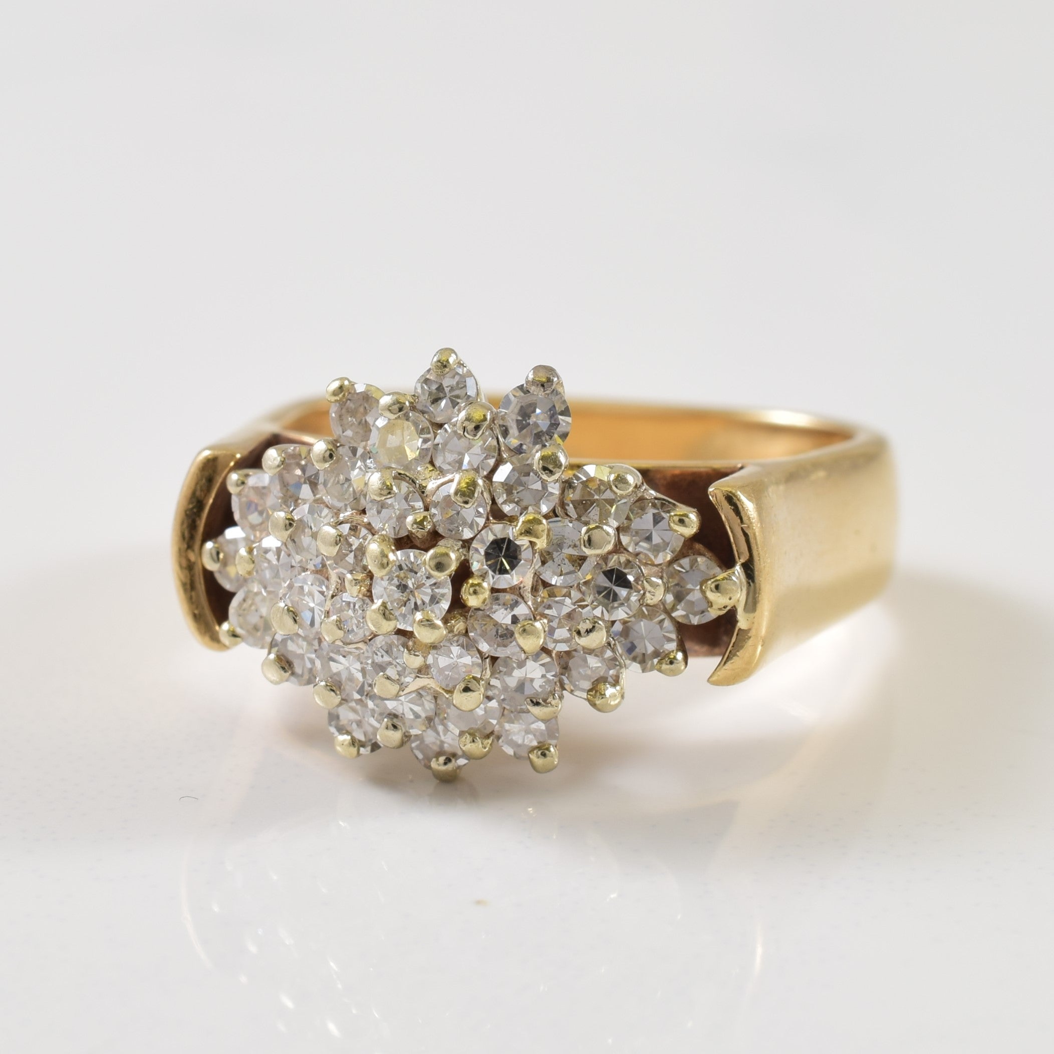 Cluster Diamond Ring | 0.75ctw | SZ 5.75 |