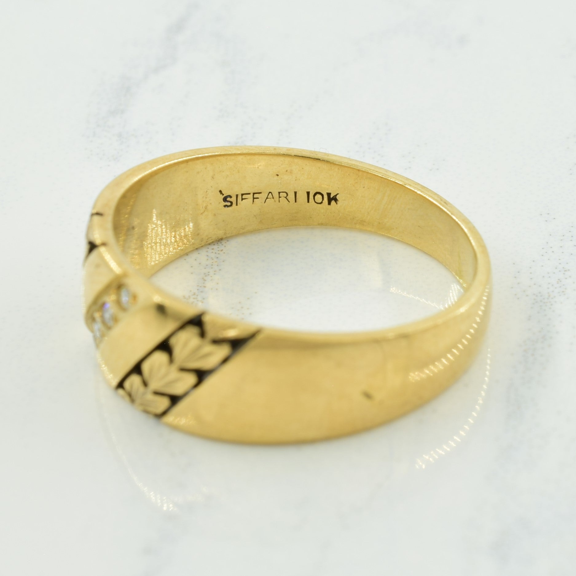 Diamond Ring | 0.02ctw | SZ 7.5 |