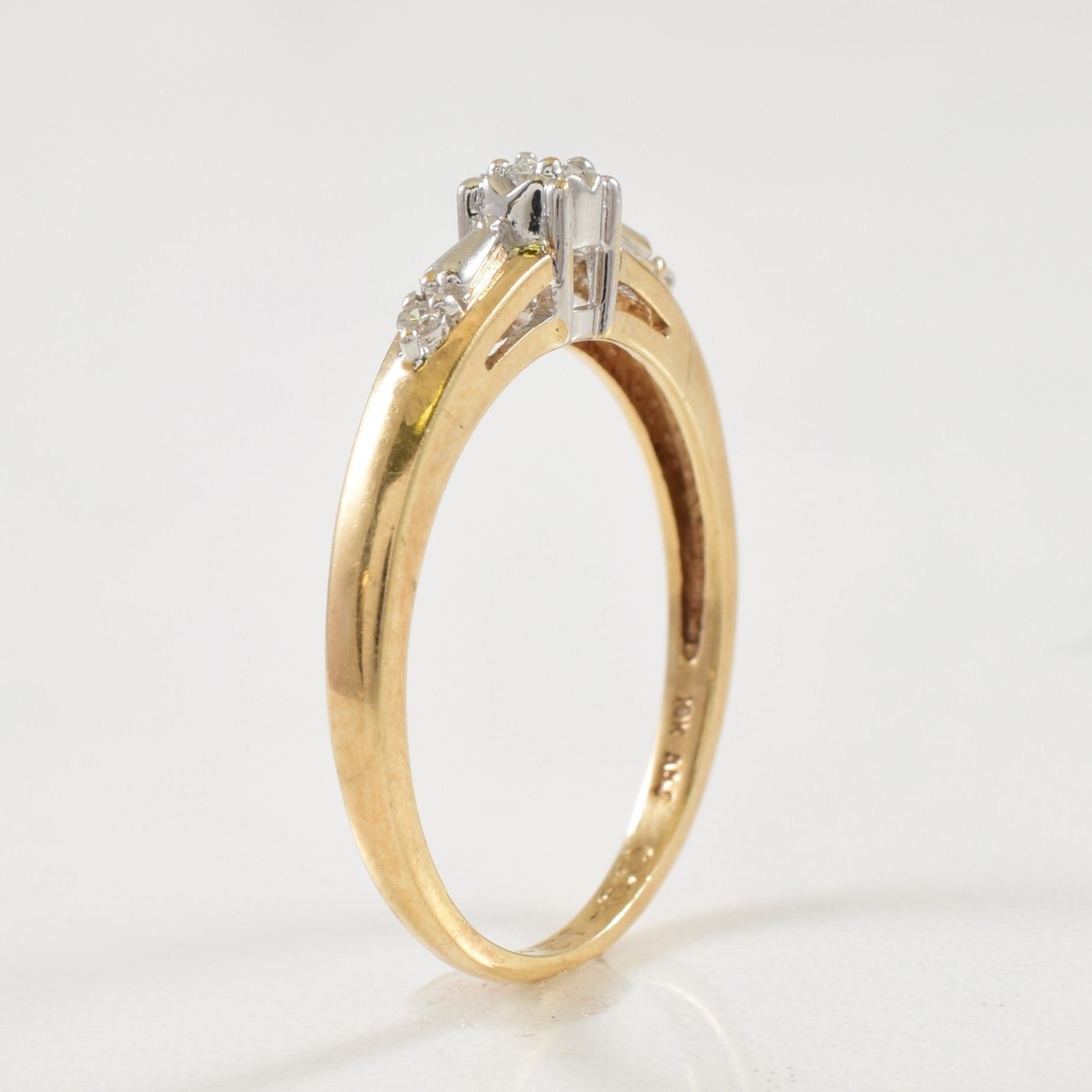 Diamond Cathedral Ring | 0.07ctw | SZ 7.75 |