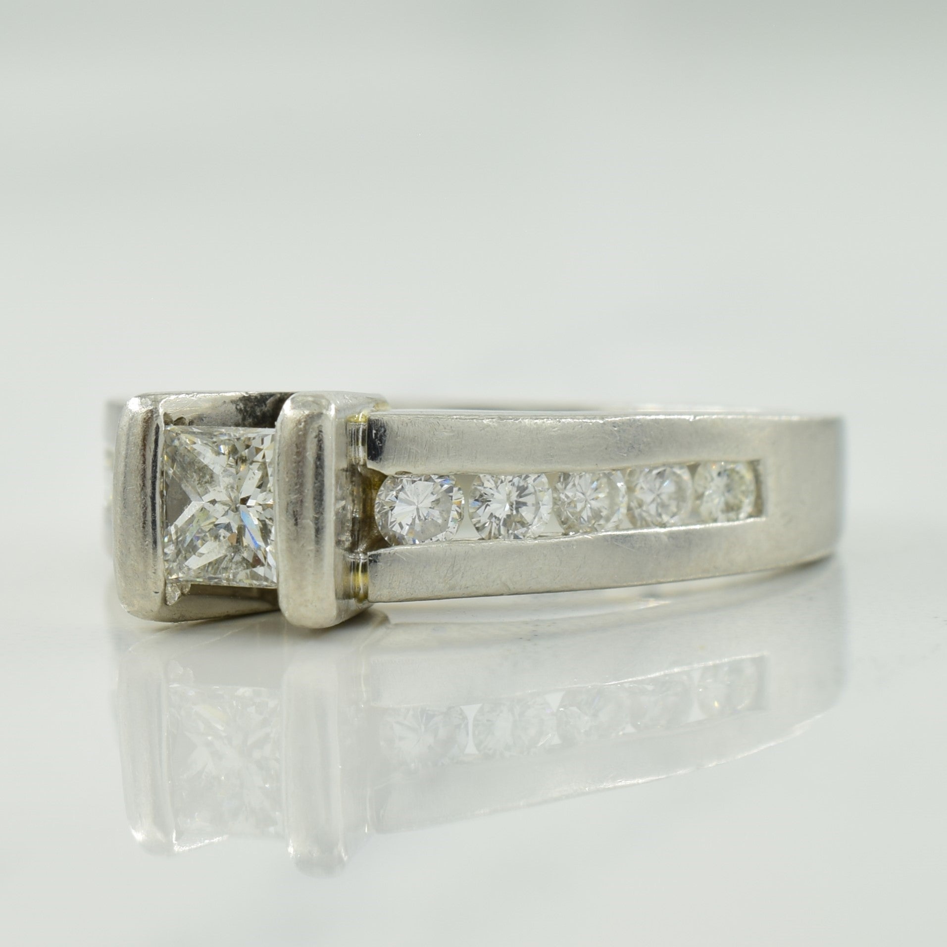 Platinum Diamond Cathedral Ring | 0.77ctw | SZ 7 |