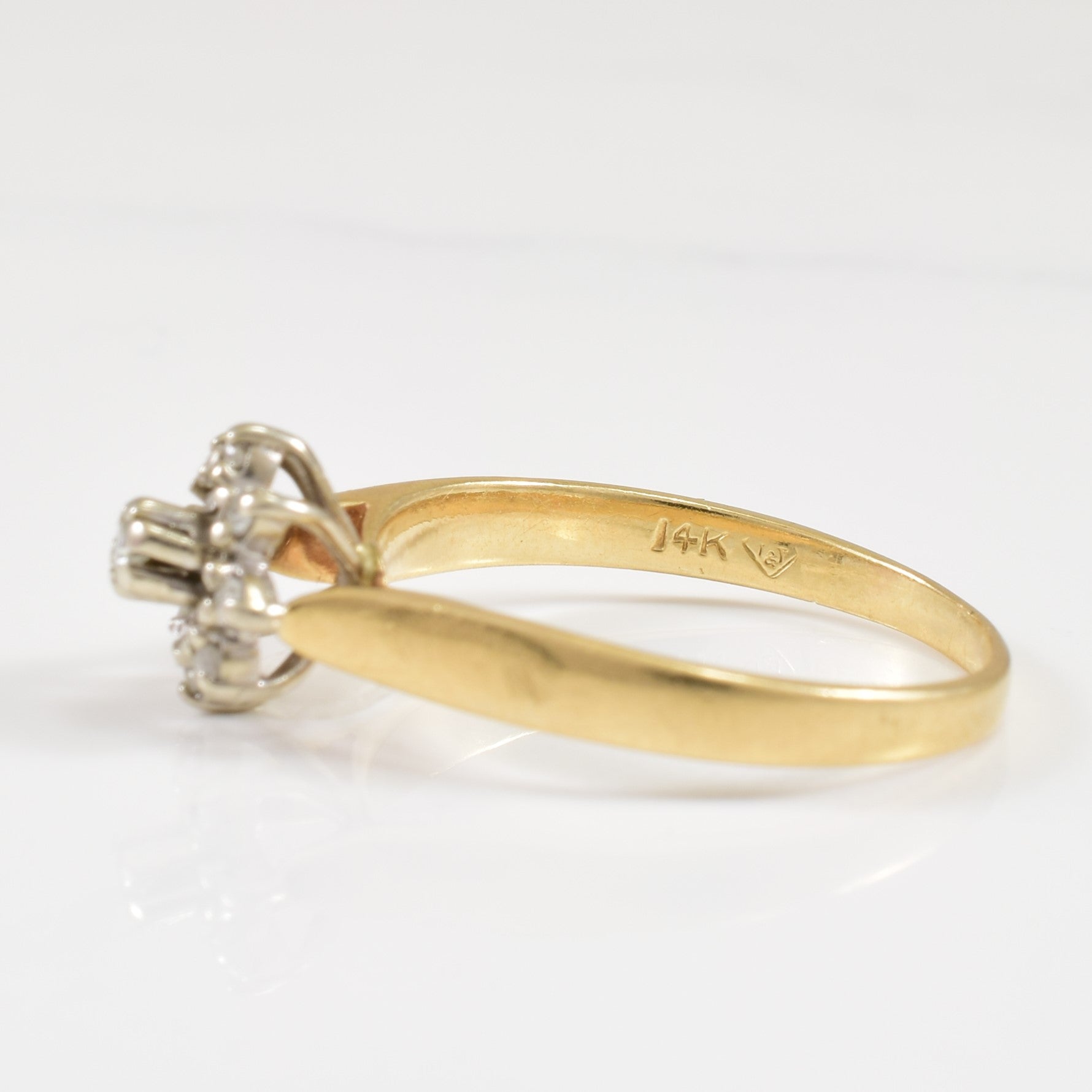 Diamond Ring | 0.07ctw | SZ 6 |