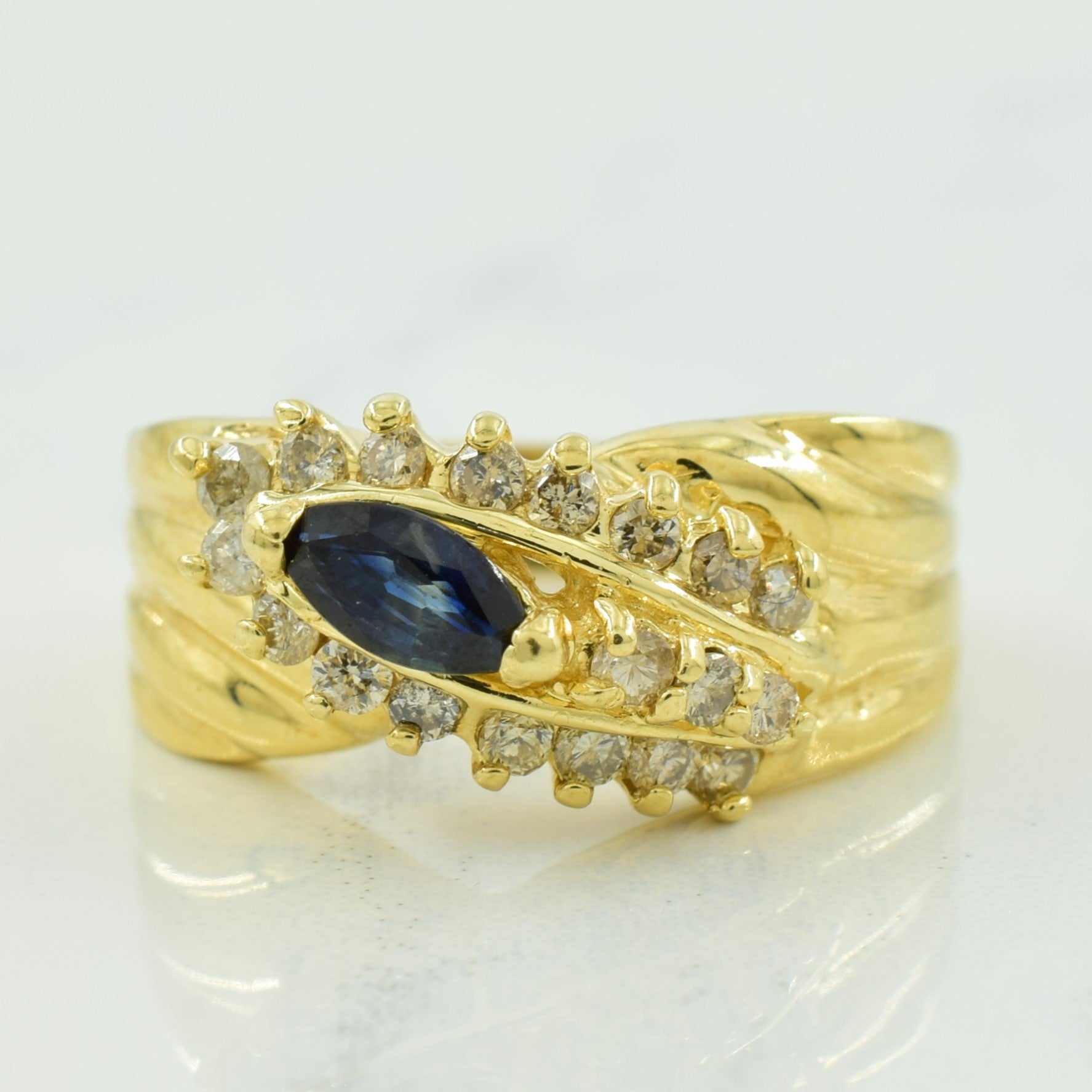Sapphire & Diamond Ring | 0.38ctw, 0.22ct | SZ 6.25 |