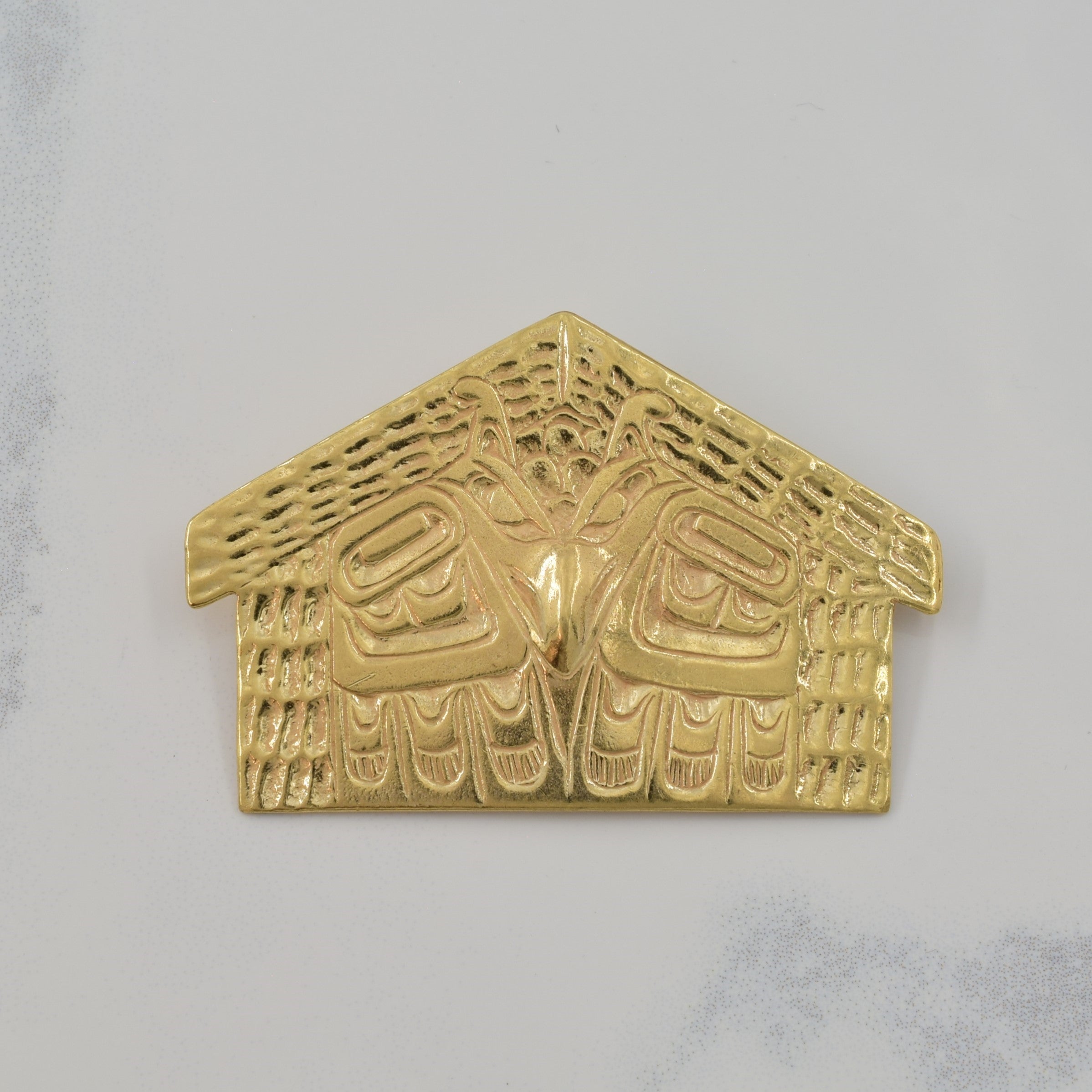 14k Yellow Gold Indigenous Art Pendant |