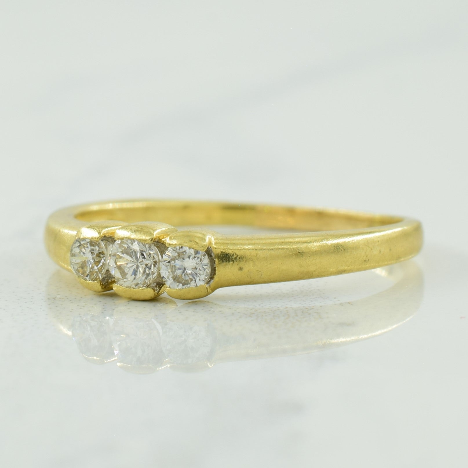 Bague trois diamants | 0,14 ct au total | Taille 5,5 | 