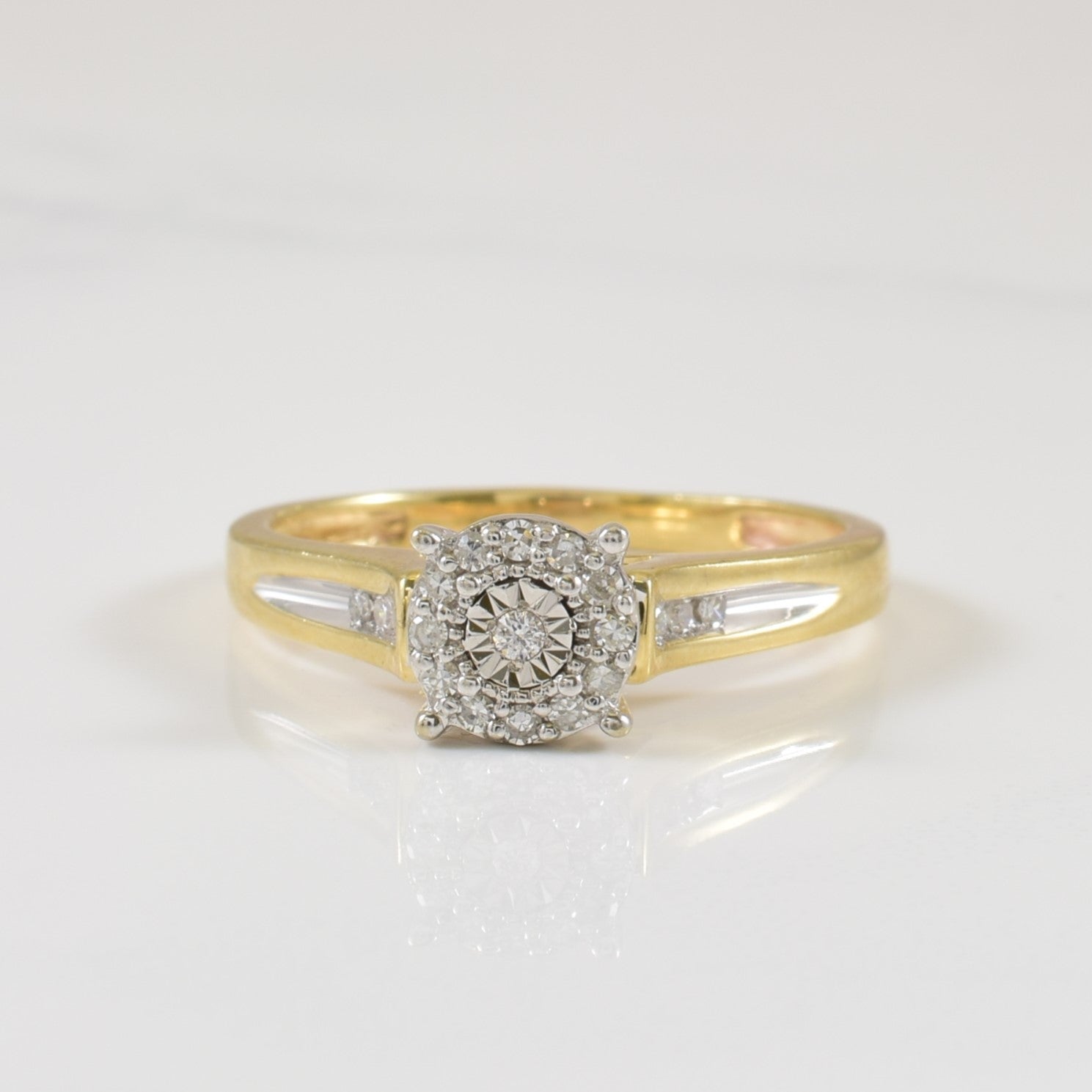 Diamond Halo Ring | 0.10ctw | SZ 6.75 |