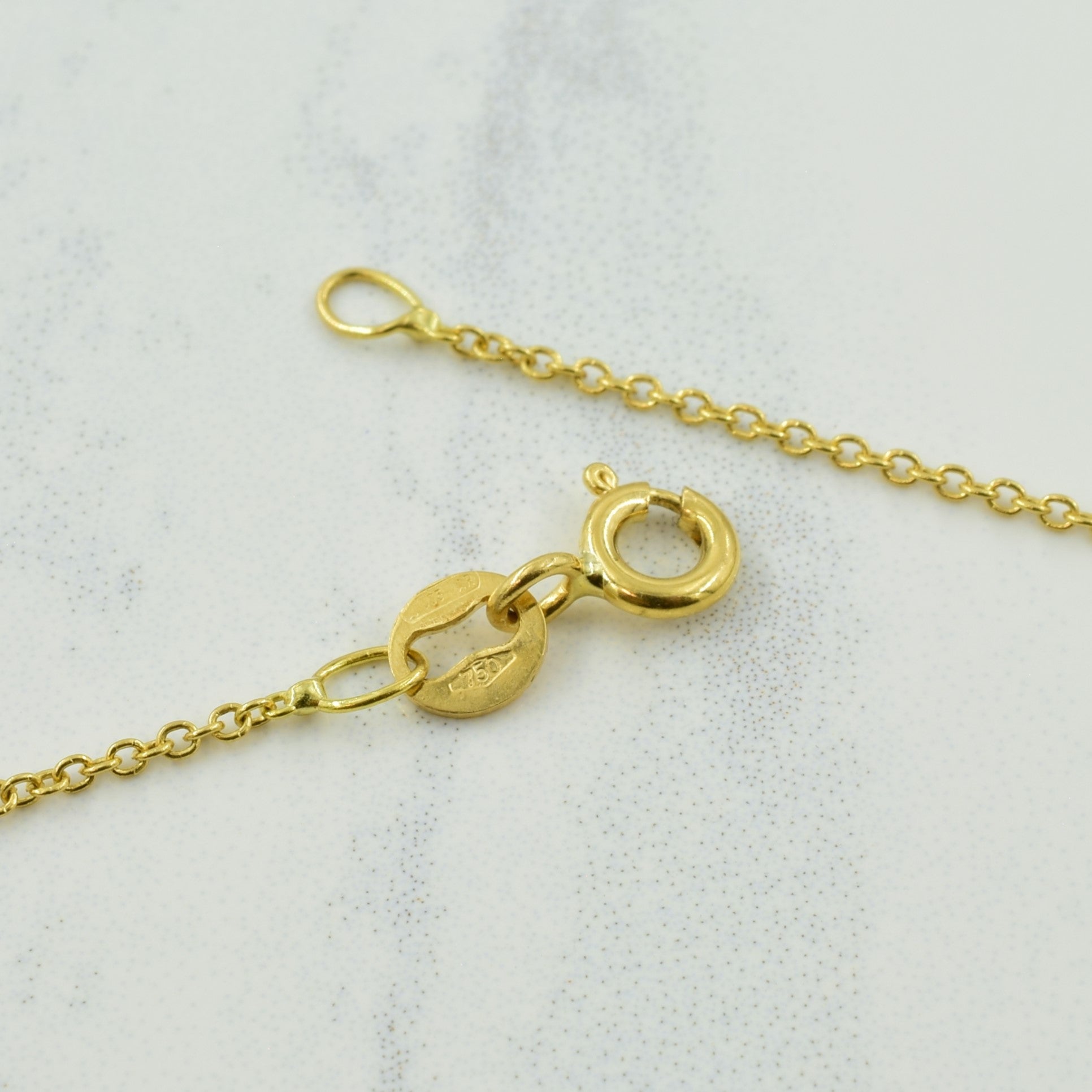 18k Yellow Gold 1968 & Later Italian Hallmark Cable Chain | 16.5