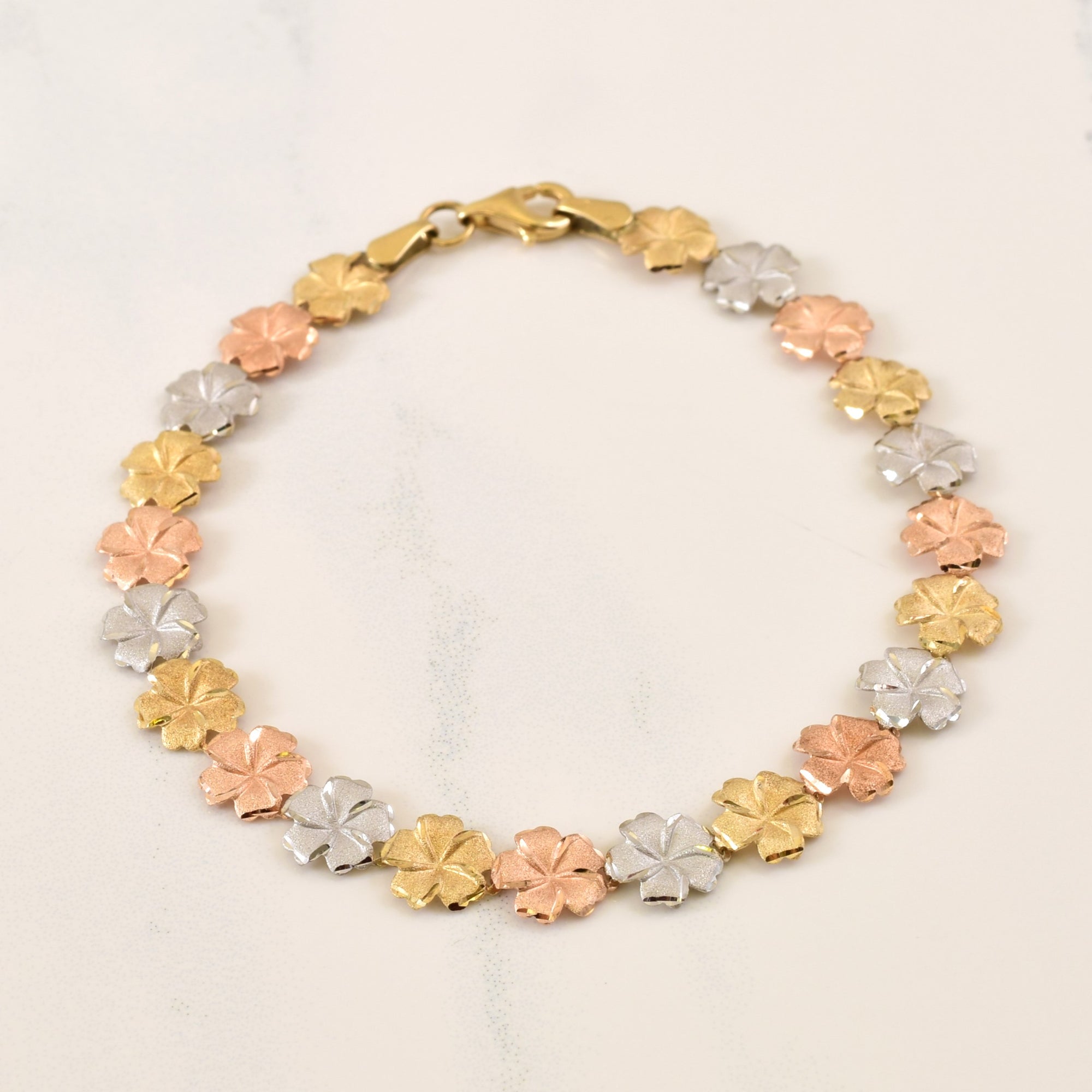 9k Tri Tone Flower Bracelet | 6.50